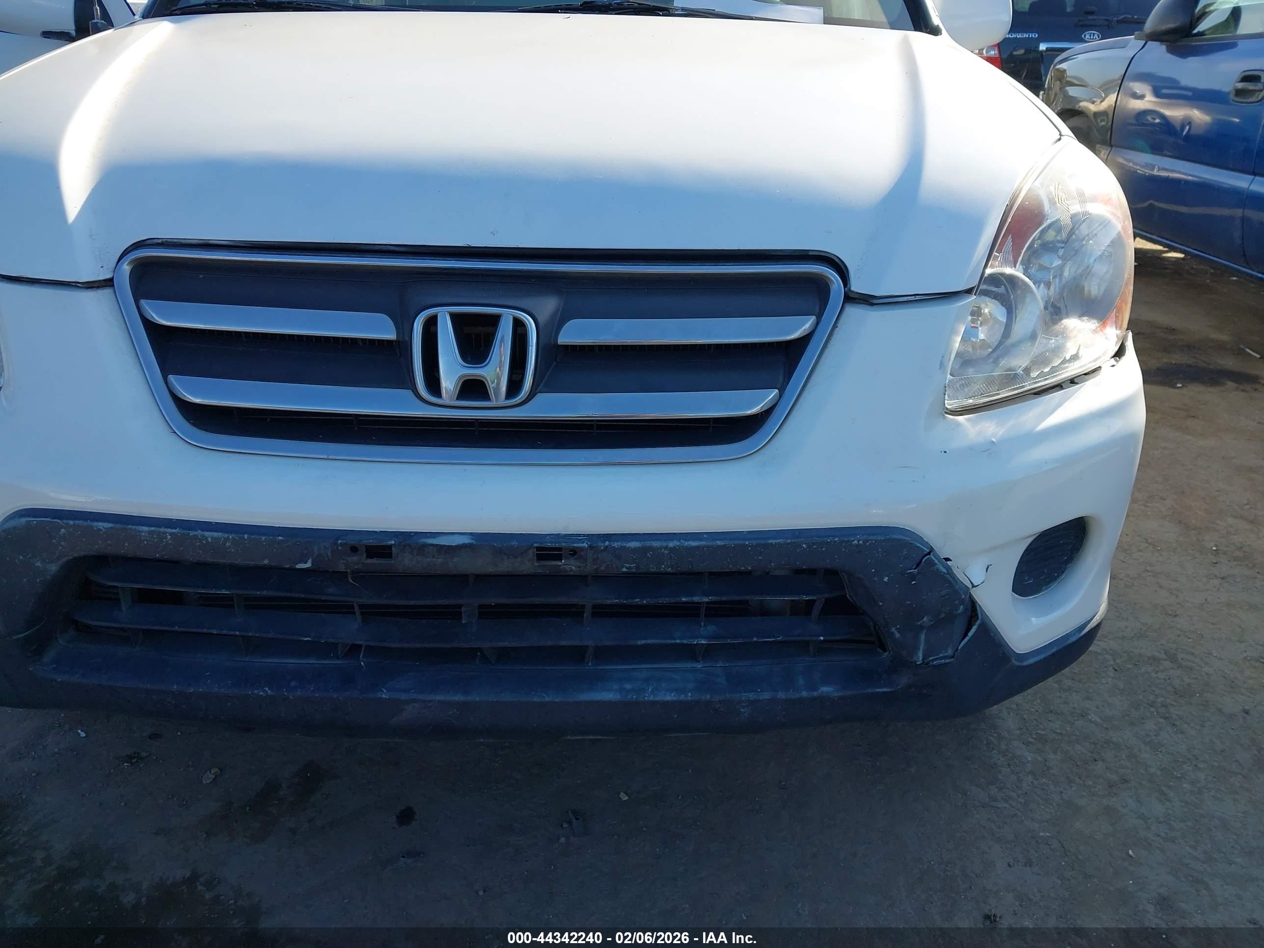 HONDA CR-V image 6