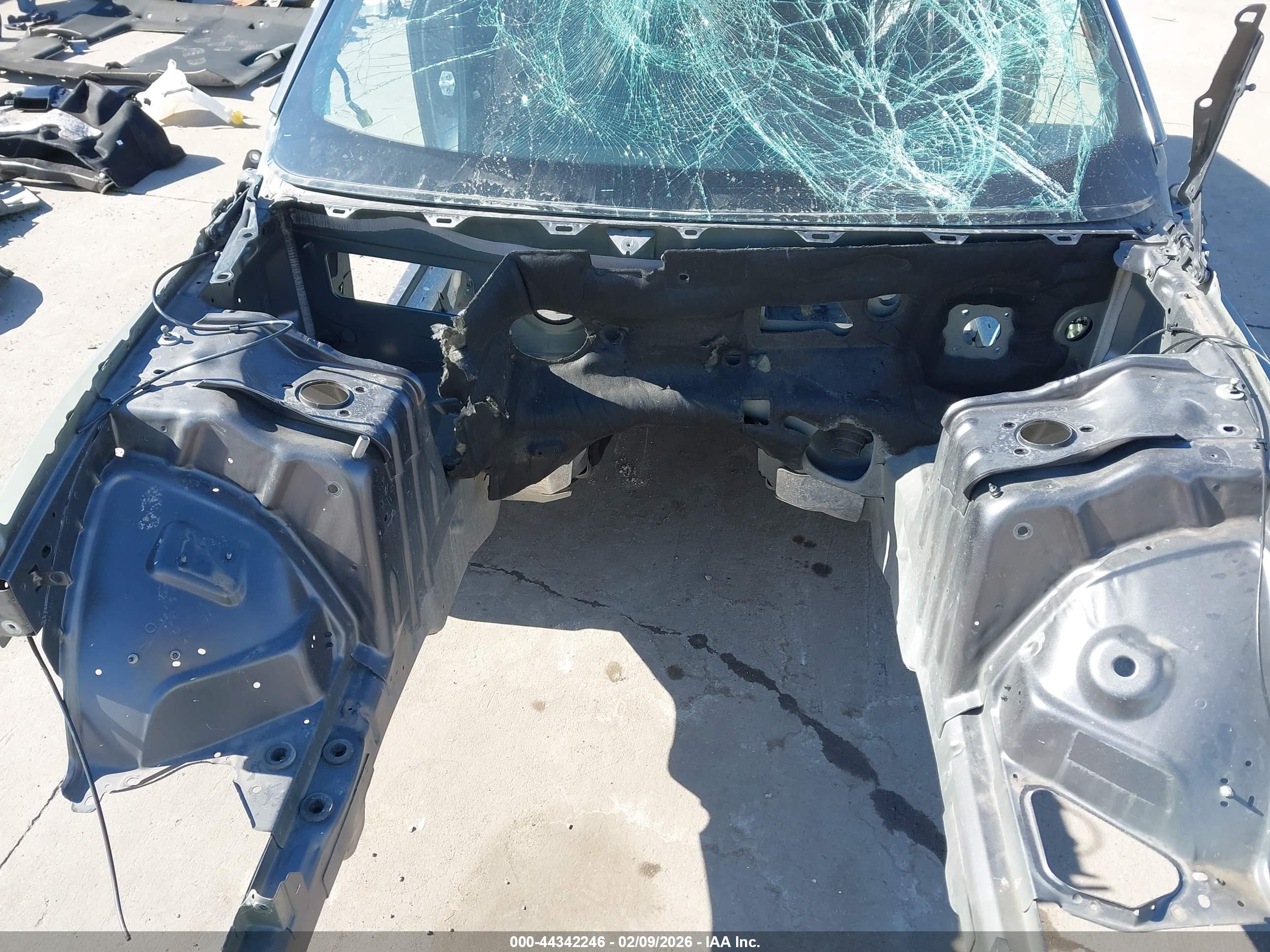 DODGE CHALLENGER image 10