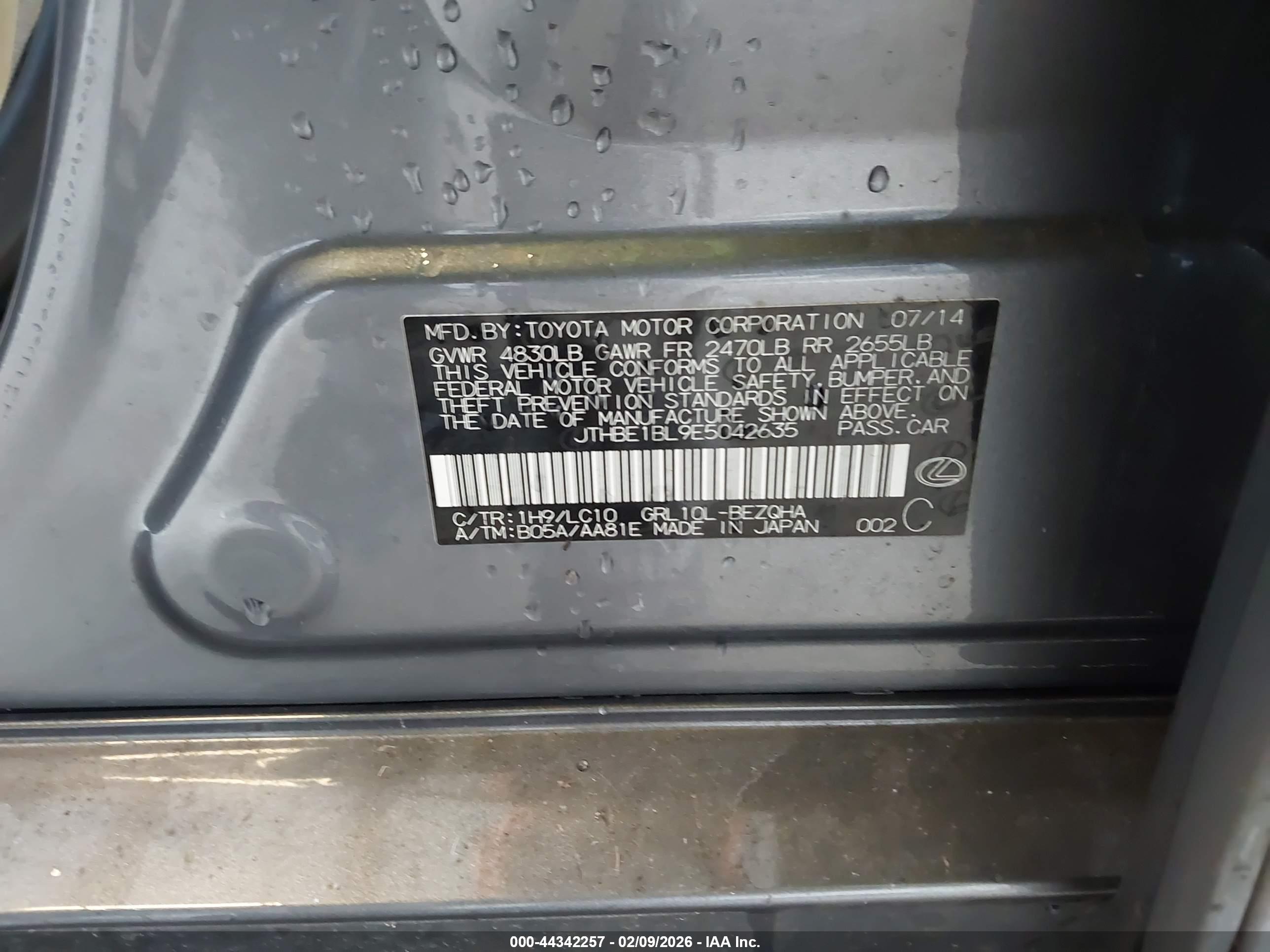LEXUS GS image 9