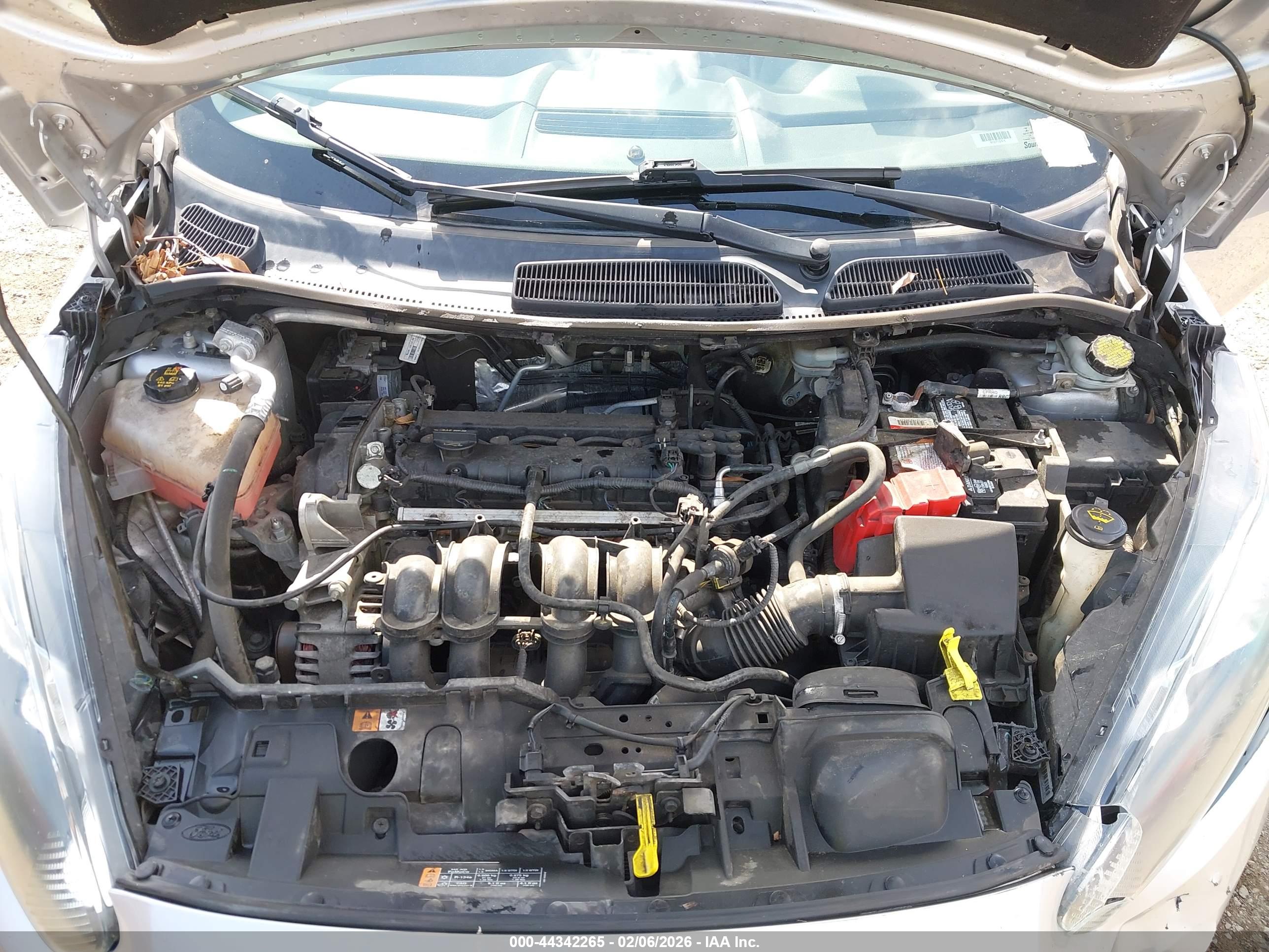 FORD FIESTA image 10