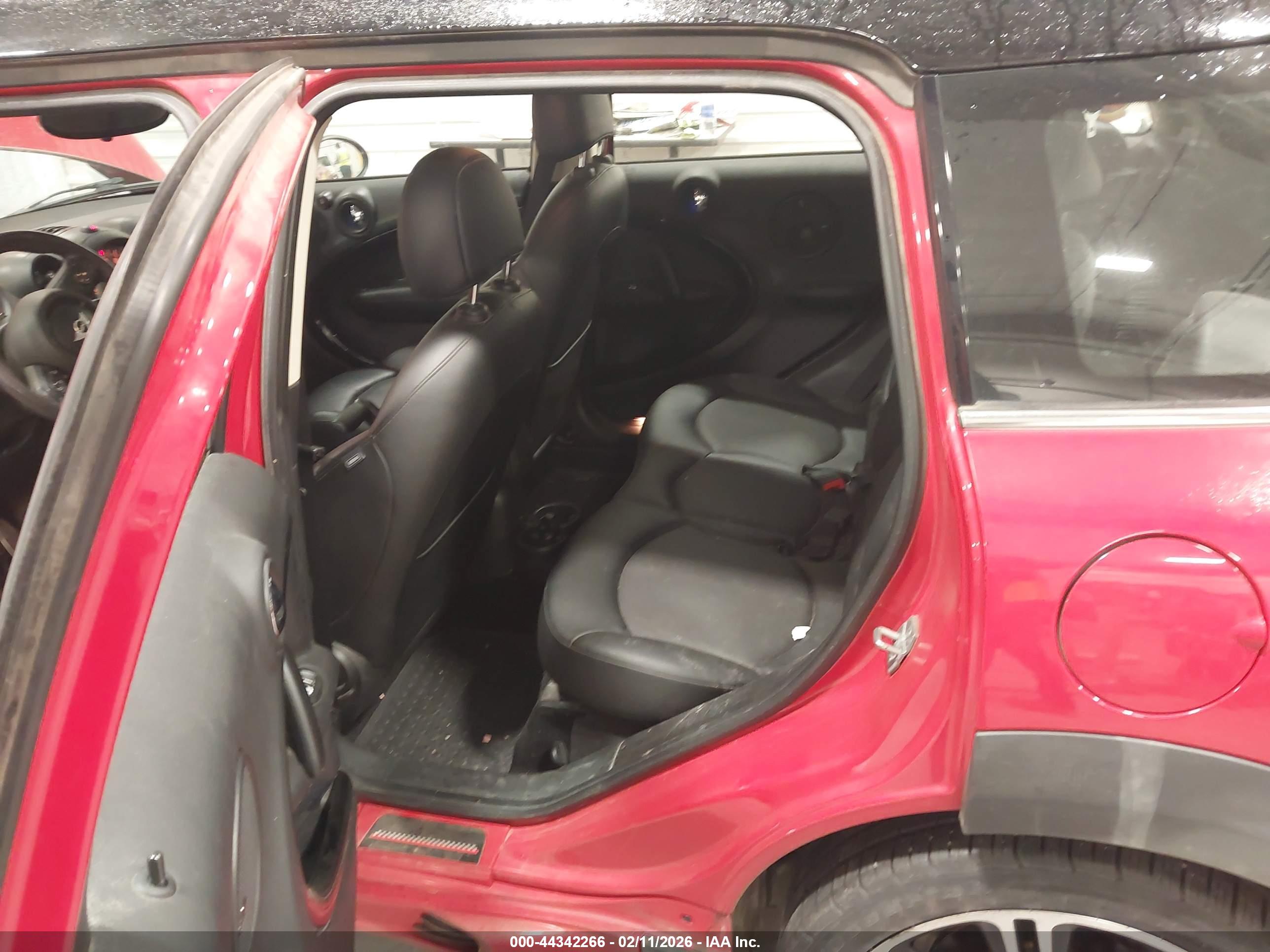 MINI COUNTRYMAN image 8