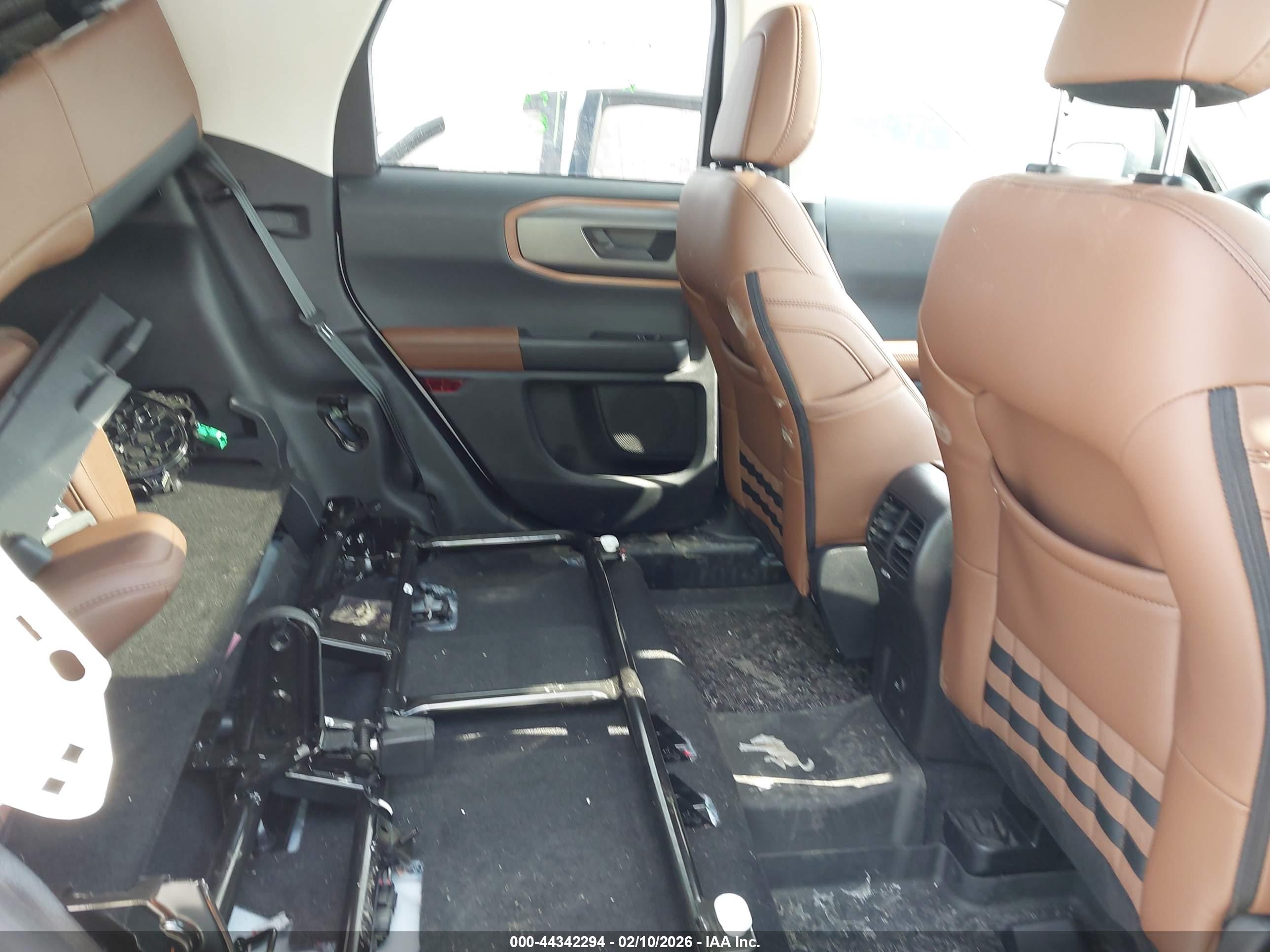 FORD BRONCO image 8