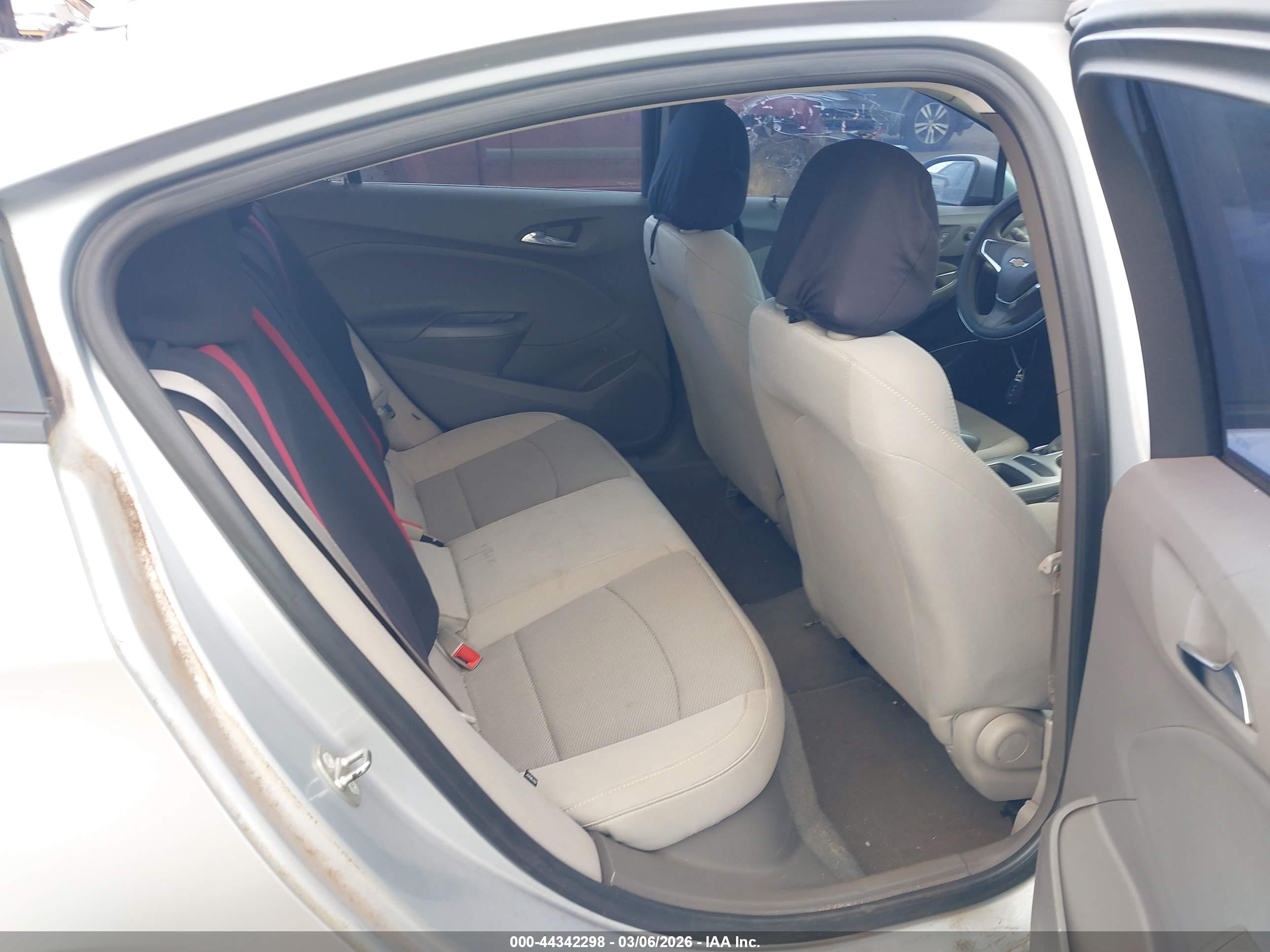 CHEVROLET CRUZE image 8