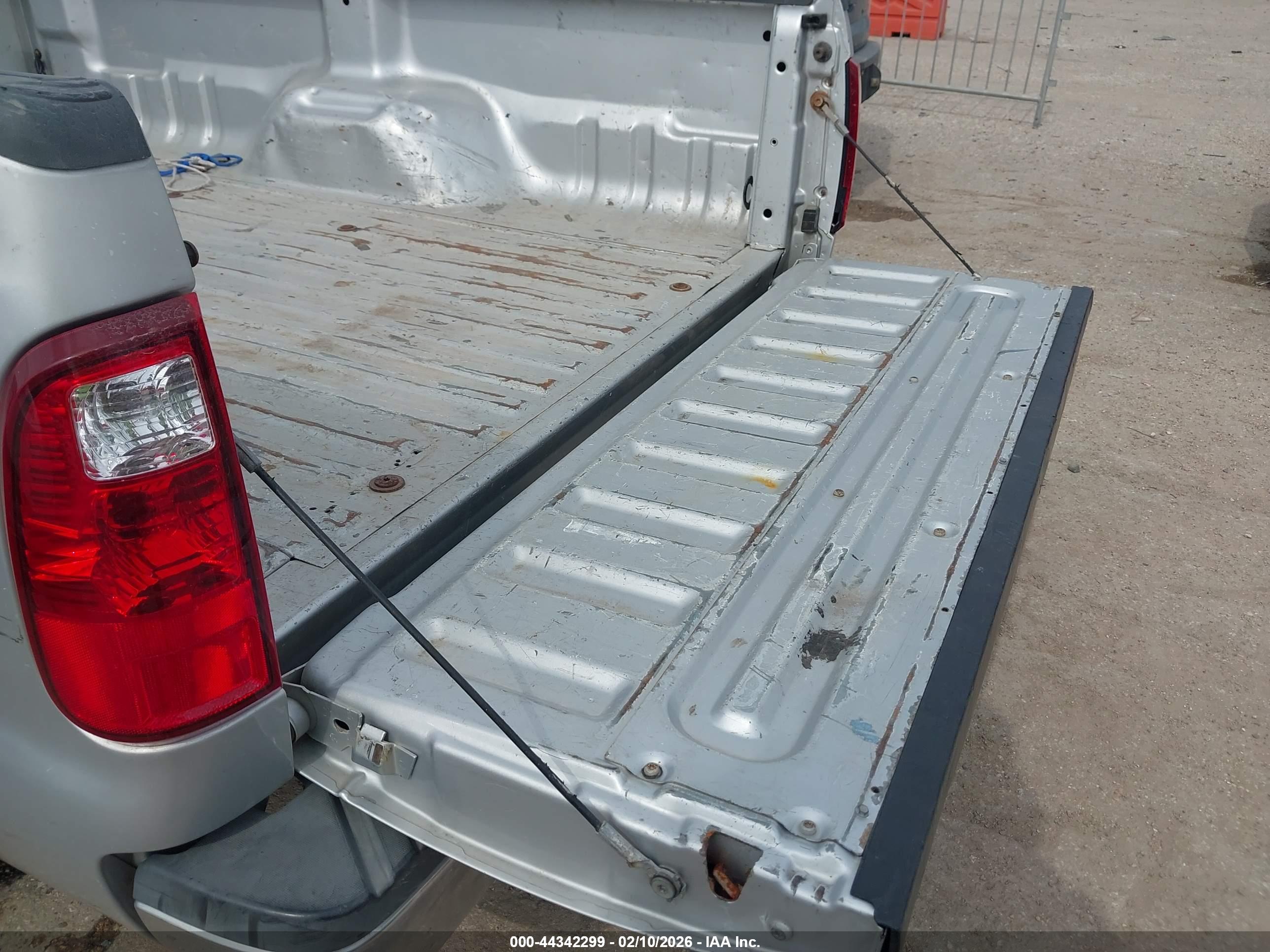 FORD F-250 image 6