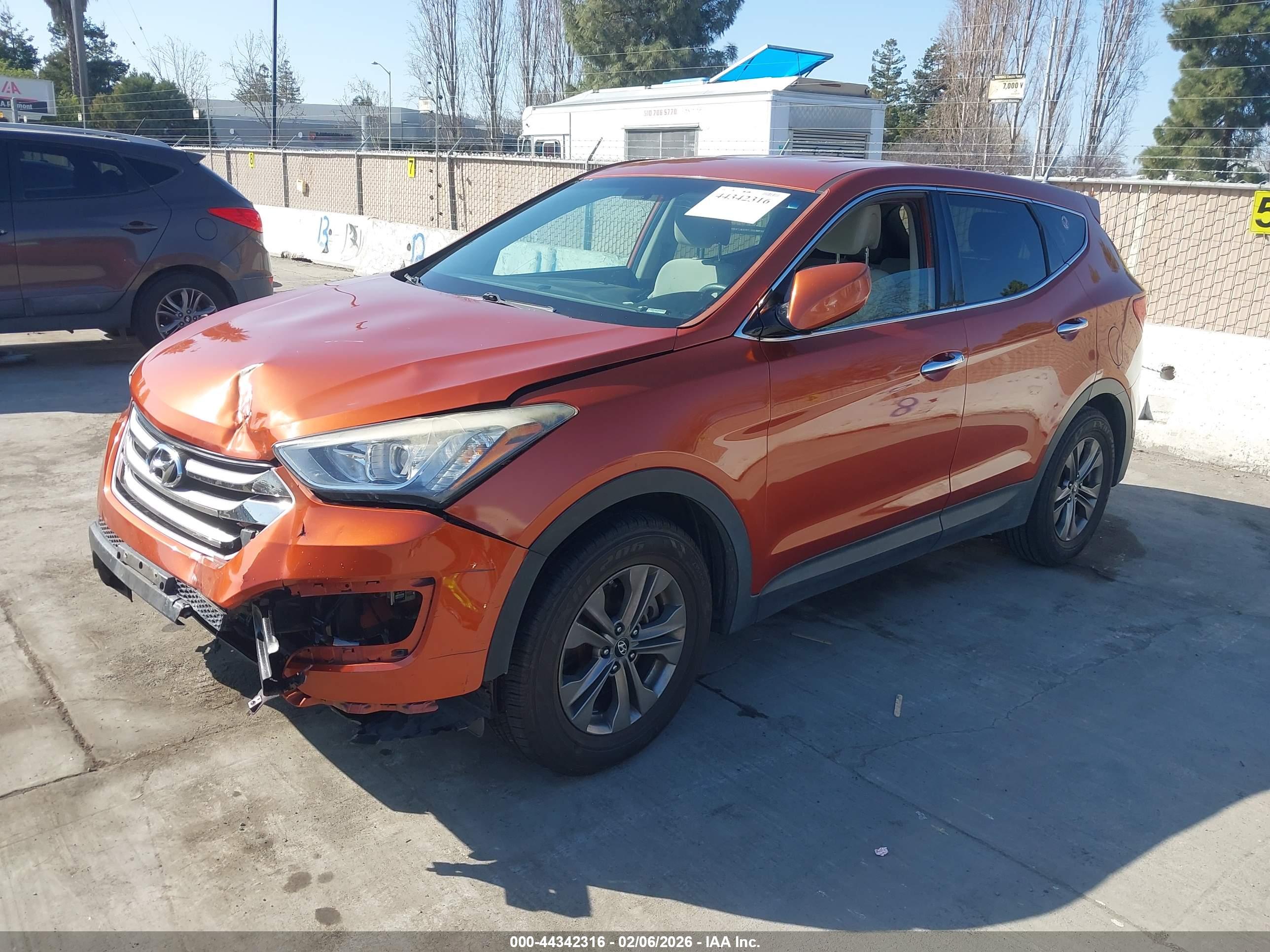 HYUNDAI SANTA image 2