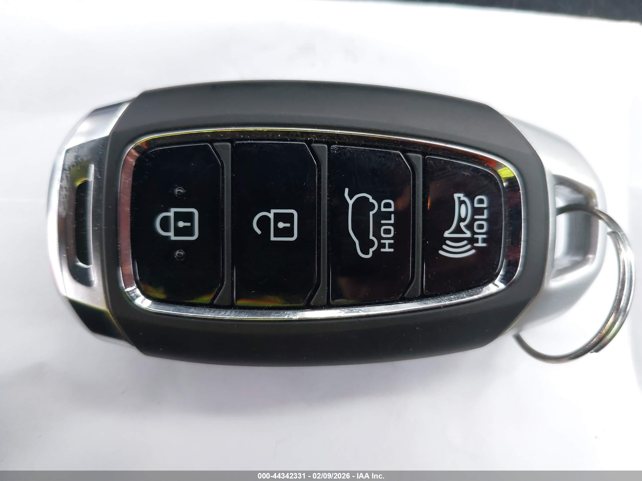 HYUNDAI KONA image 11