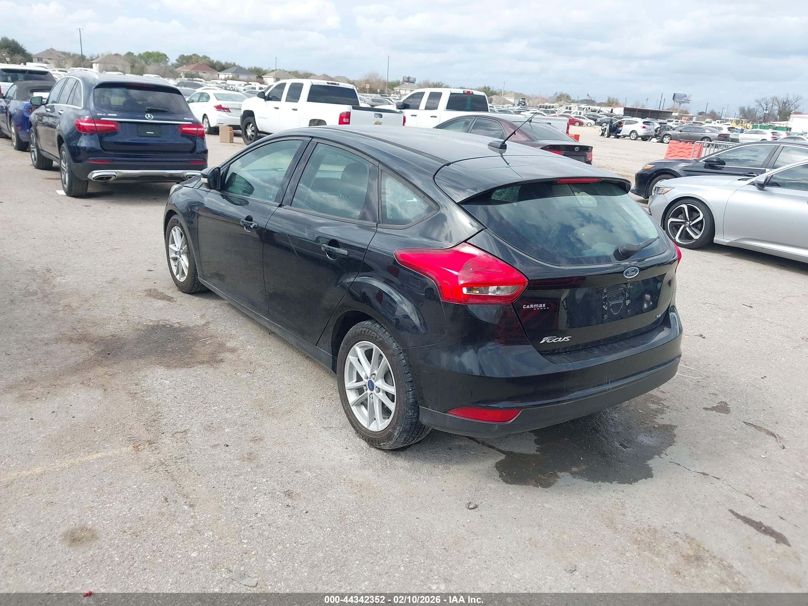 FORD FOCUS image 3