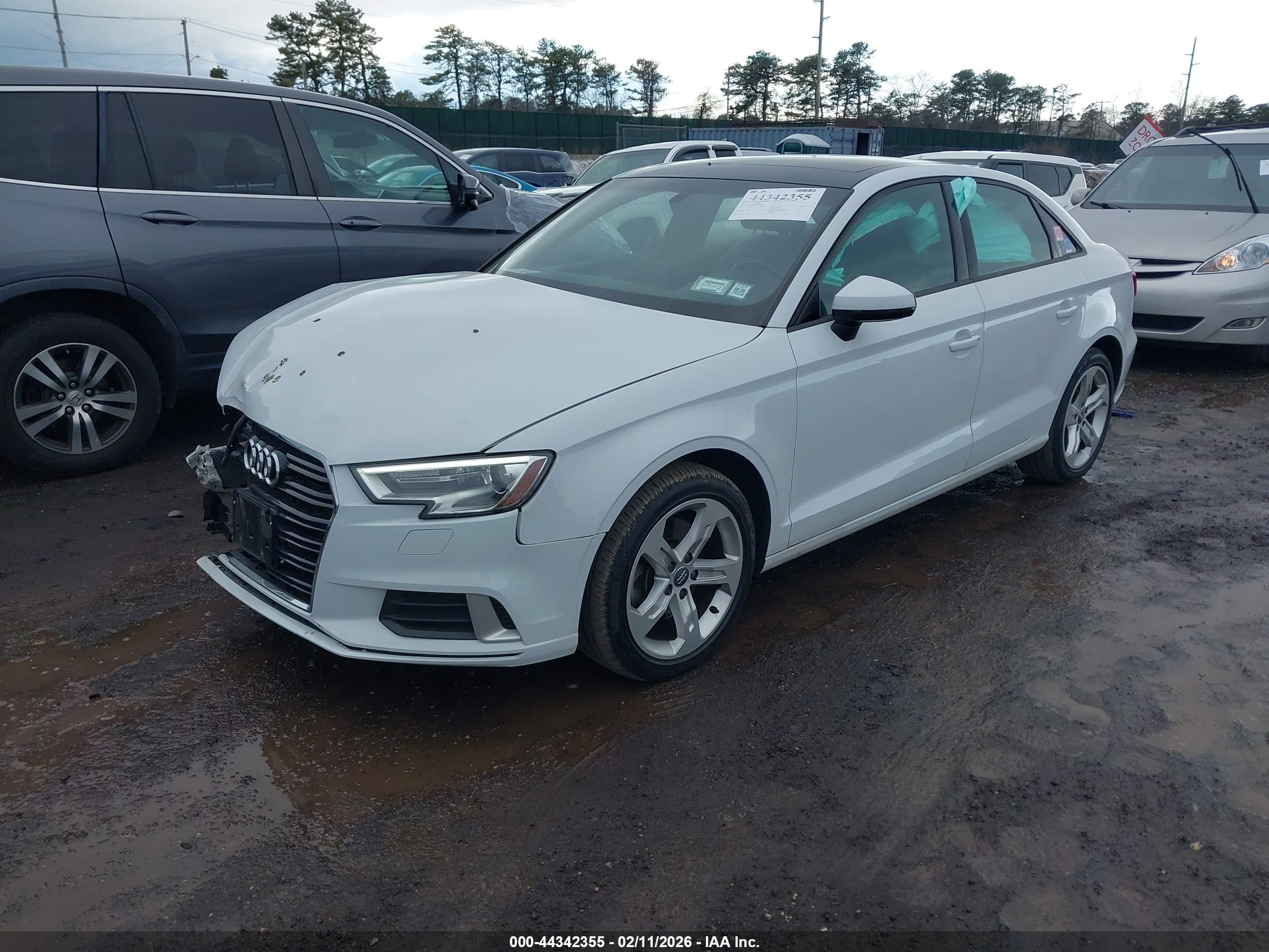 AUDI A3 image 2