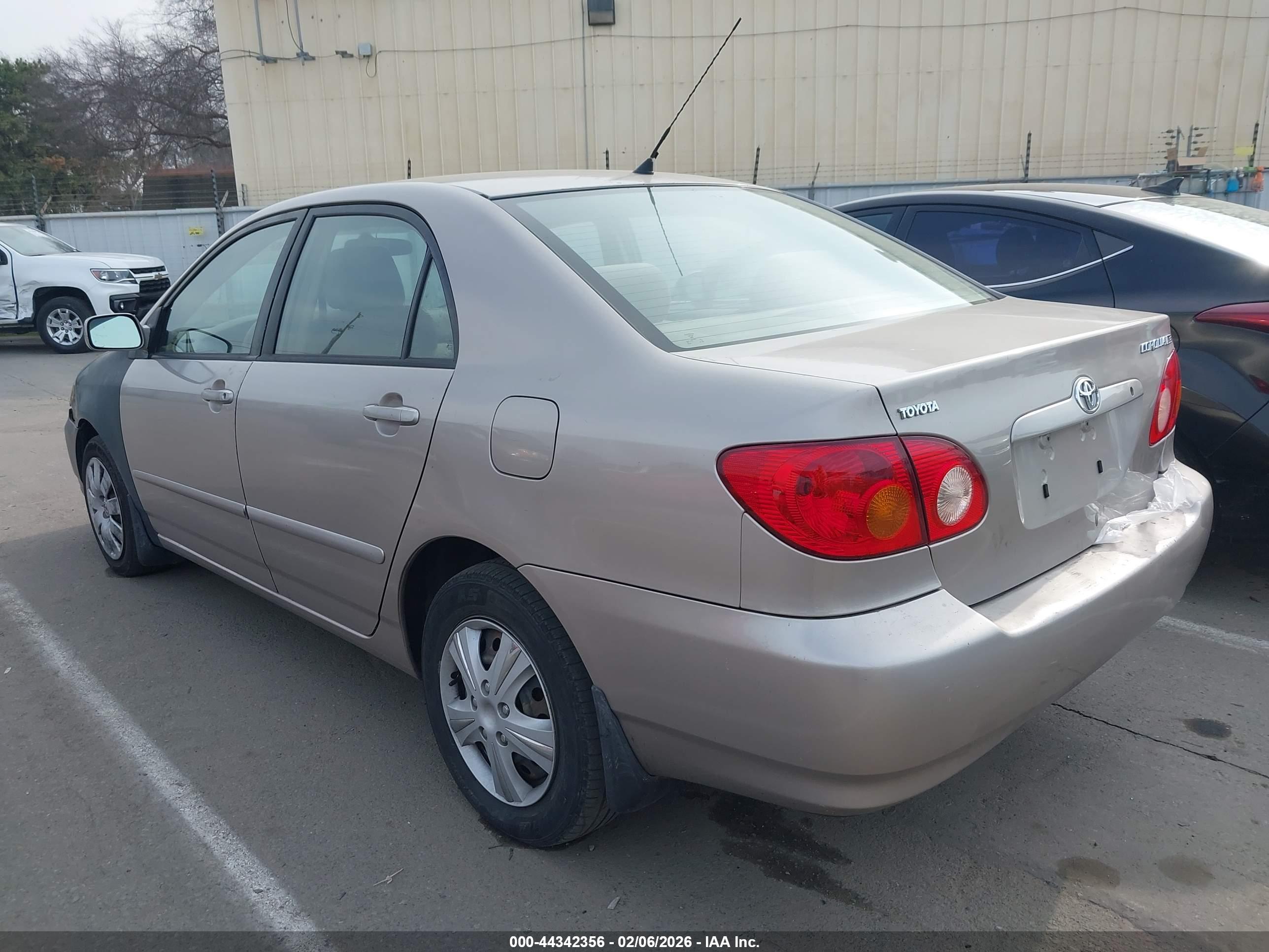 TOYOTA COROLLA image 3