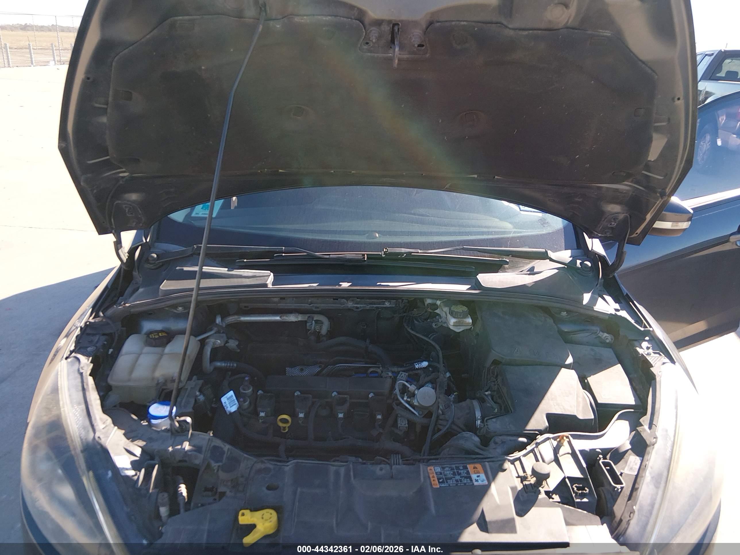 FORD FOCUS image 10