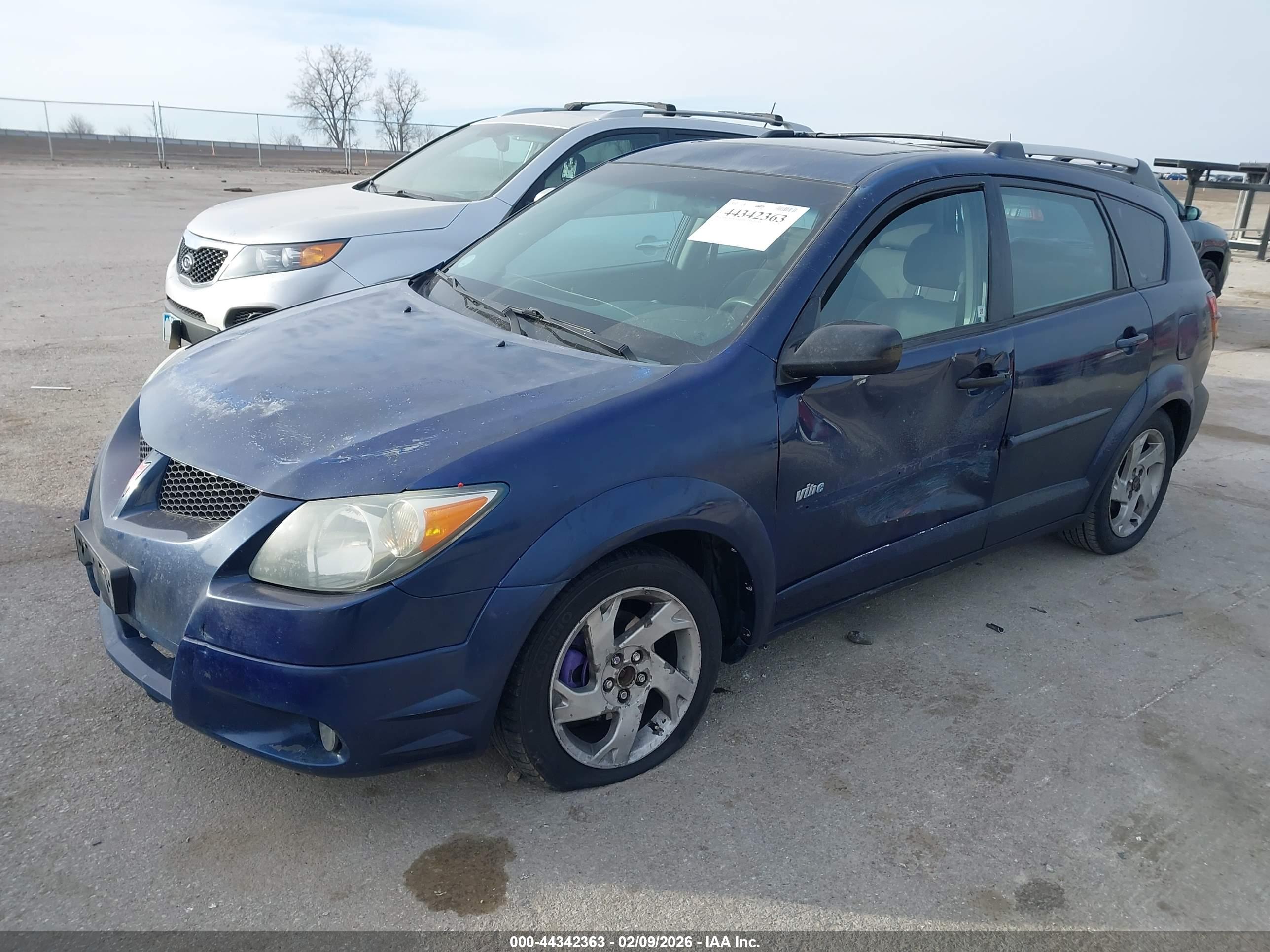 PONTIAC VIBE image 2