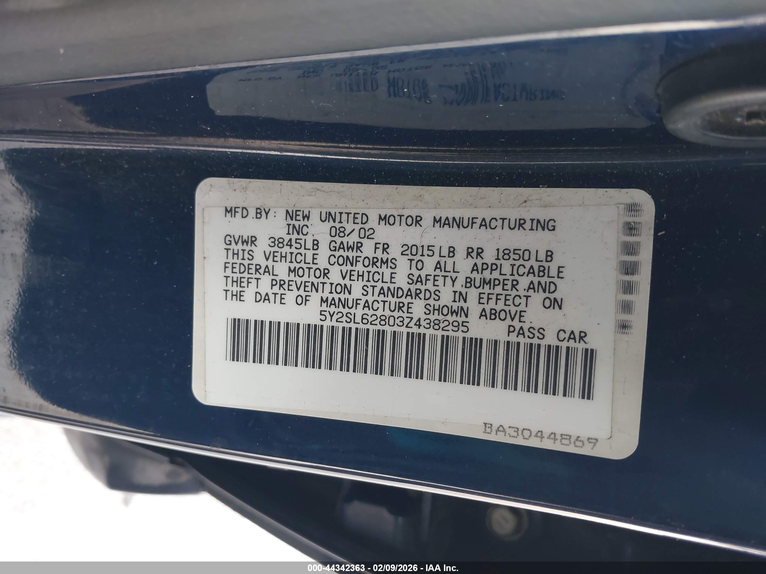 PONTIAC VIBE image 9