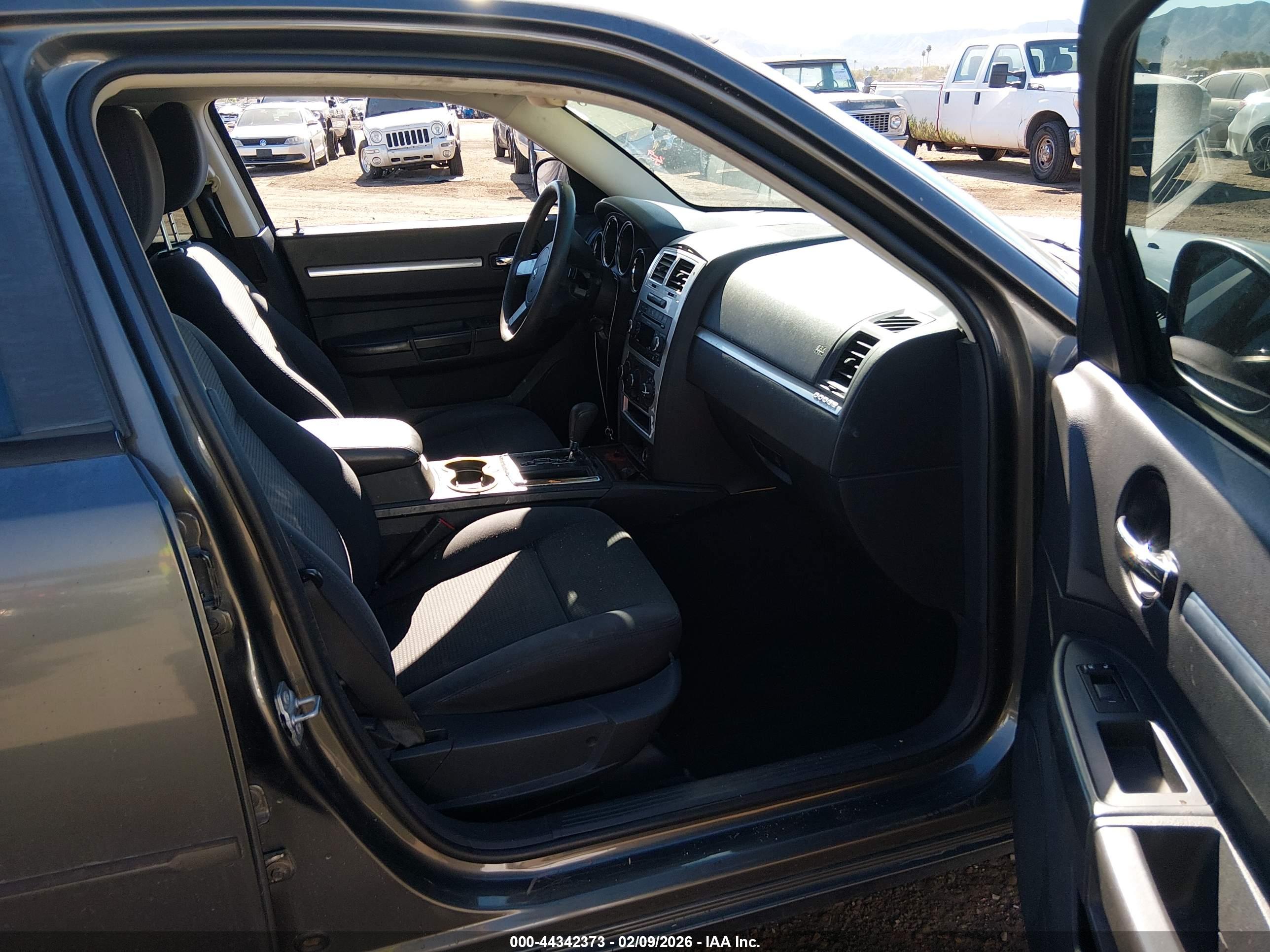 DODGE CHARGER image 5