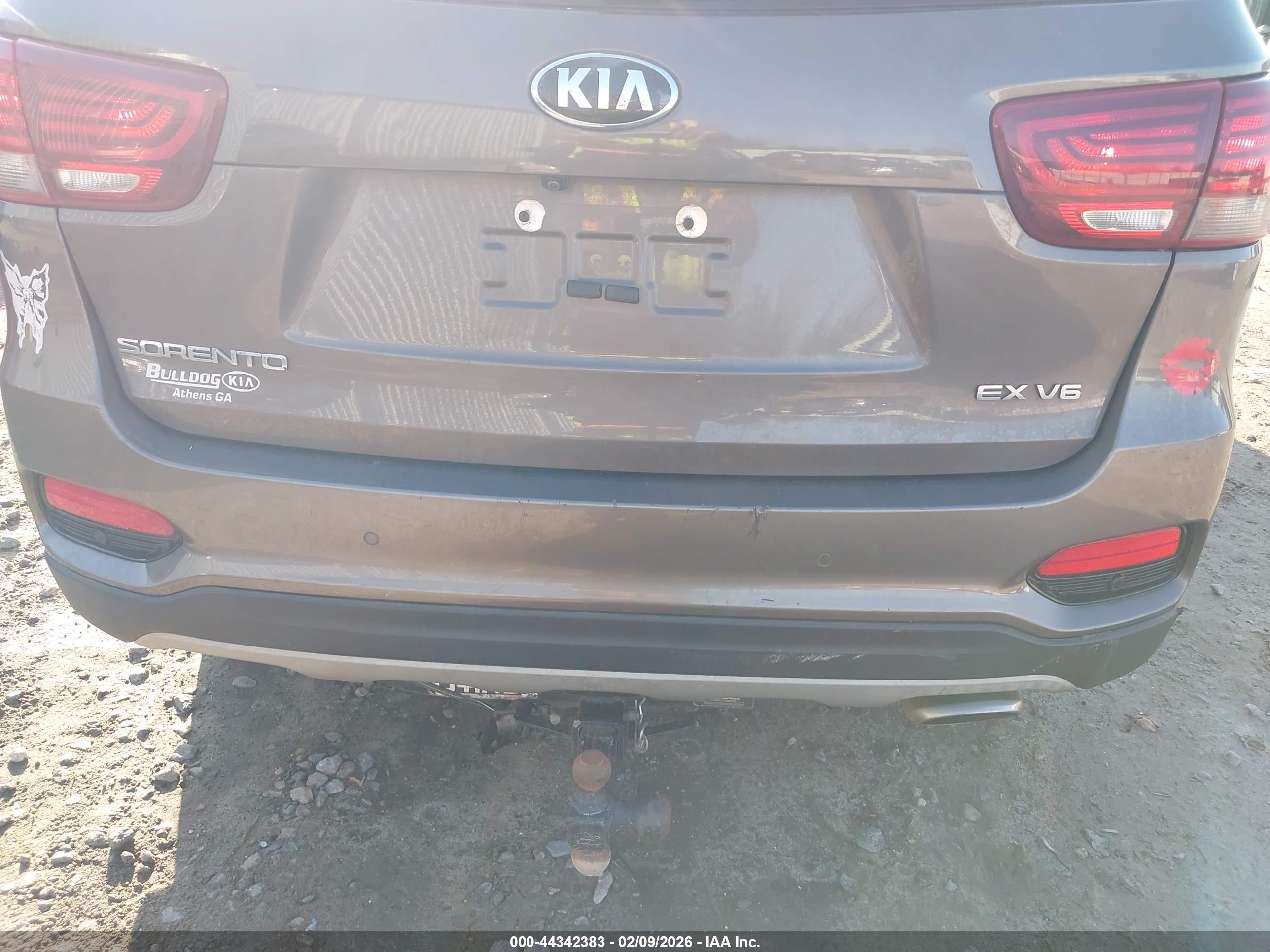 KIA SORENTO image 6