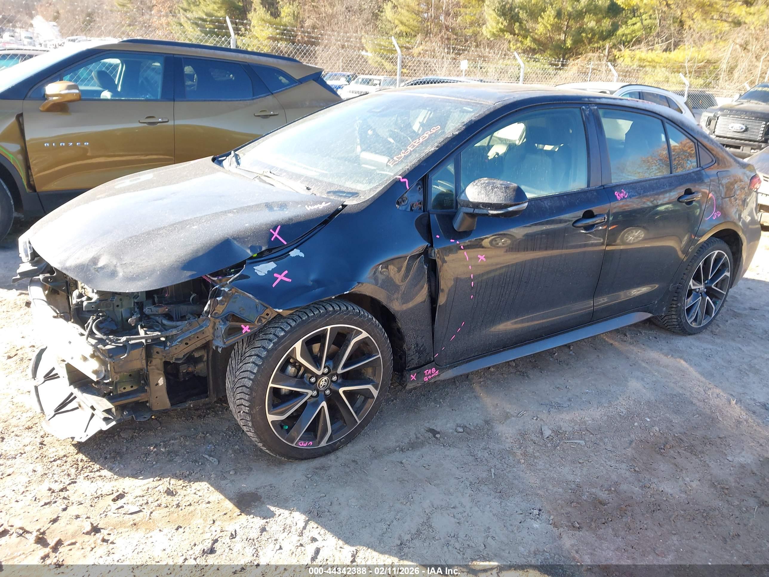 TOYOTA COROLLA image 2