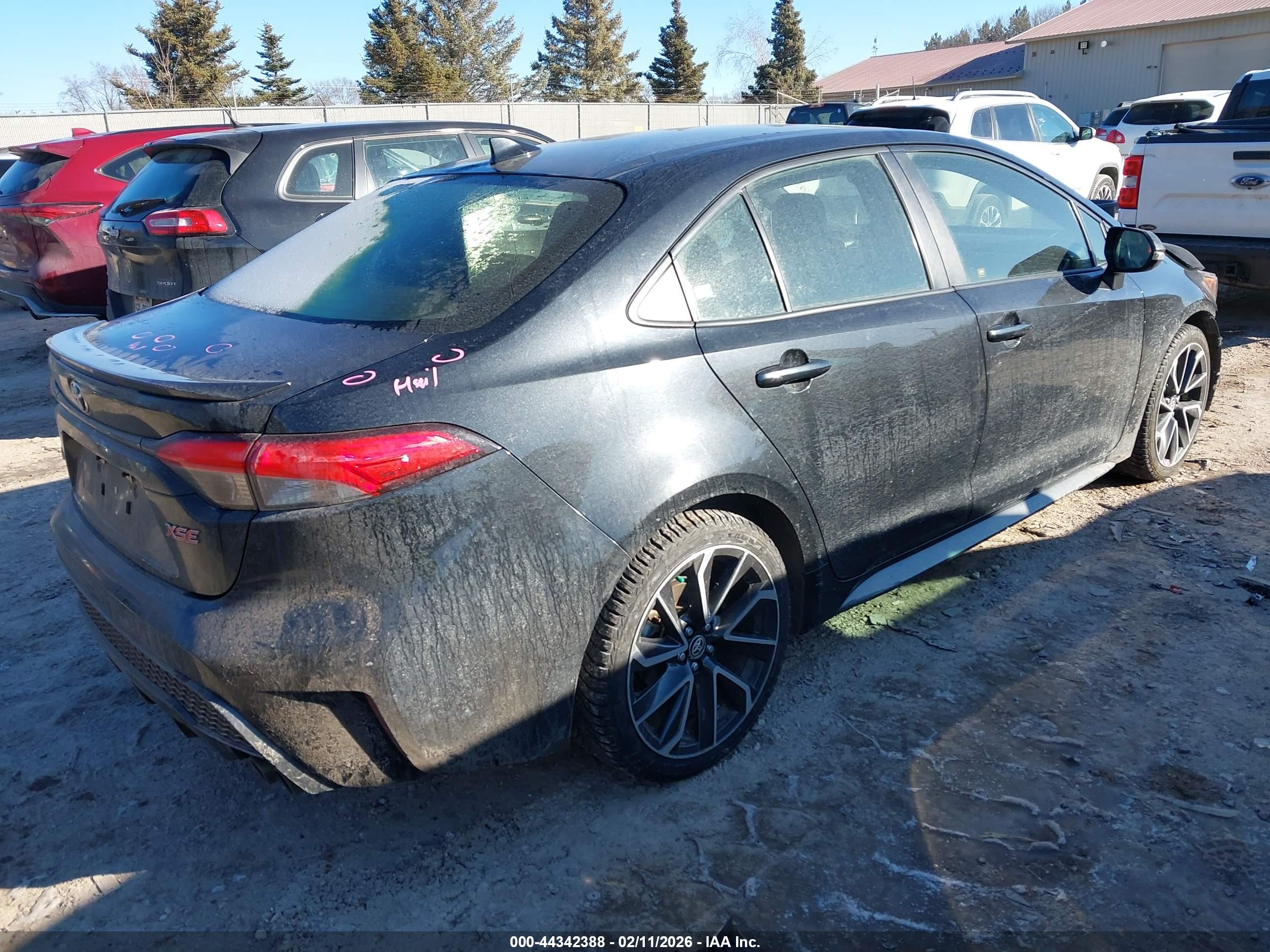 TOYOTA COROLLA image 4