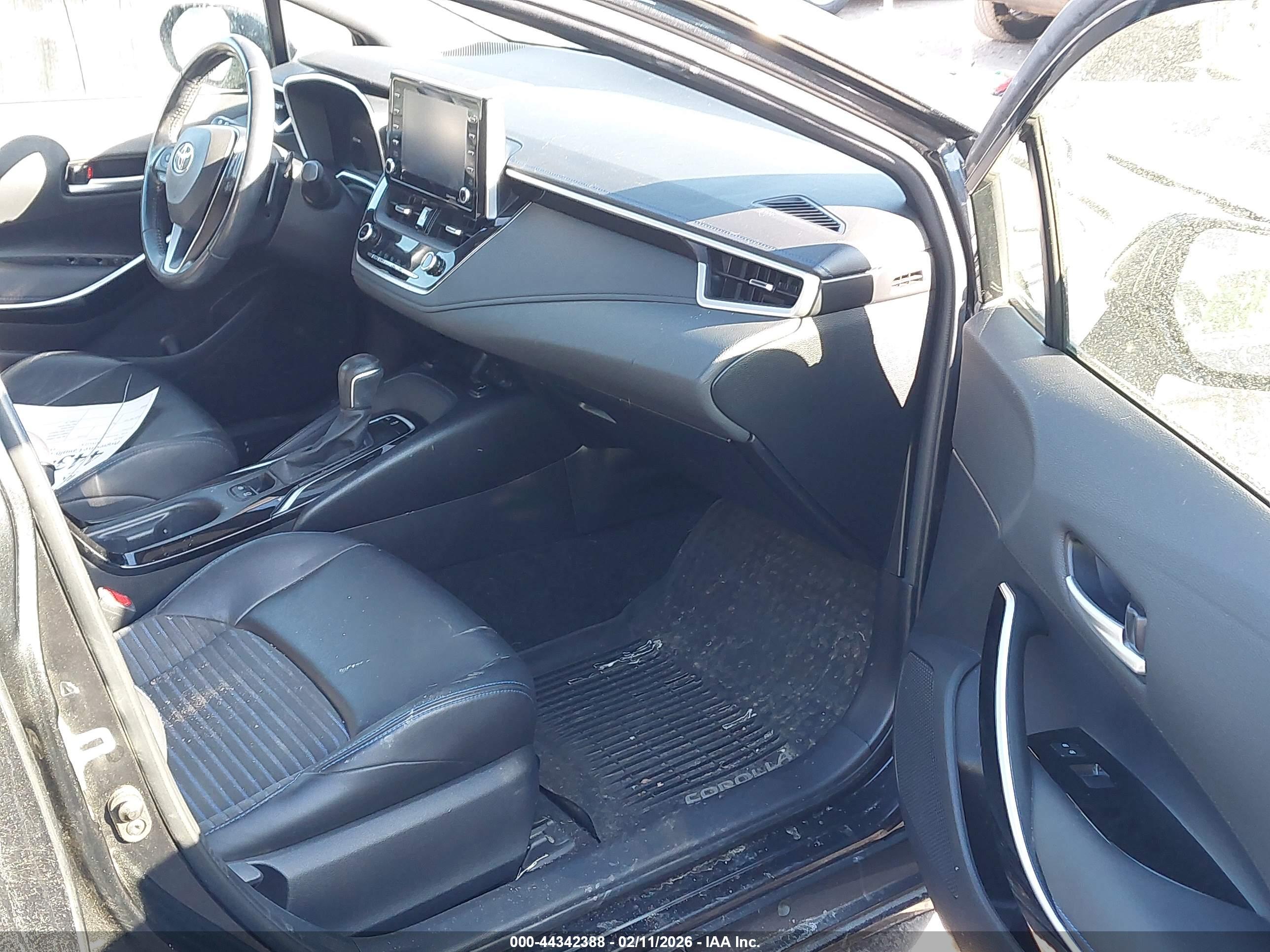 TOYOTA COROLLA image 5