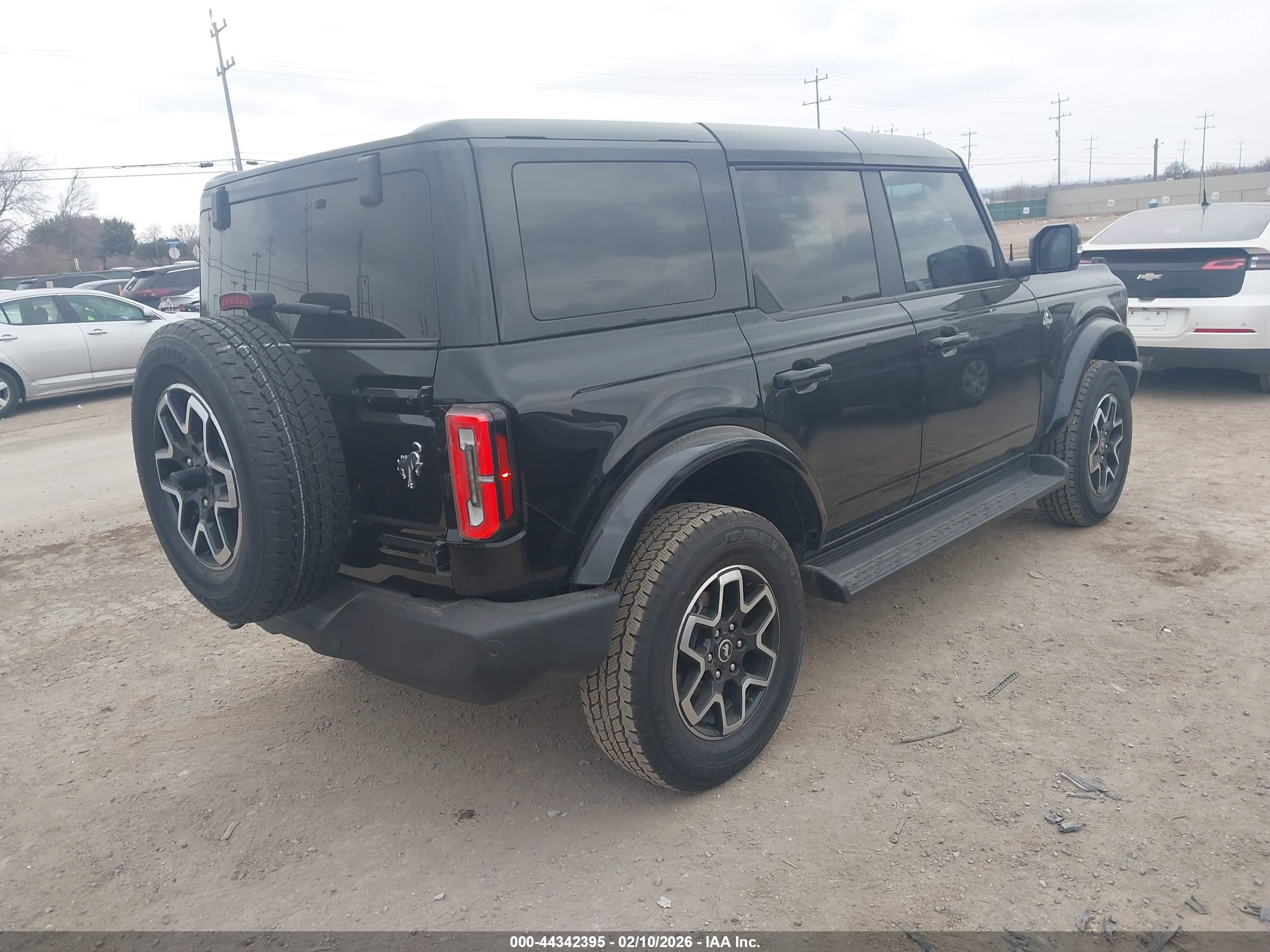 FORD BRONCO image 4