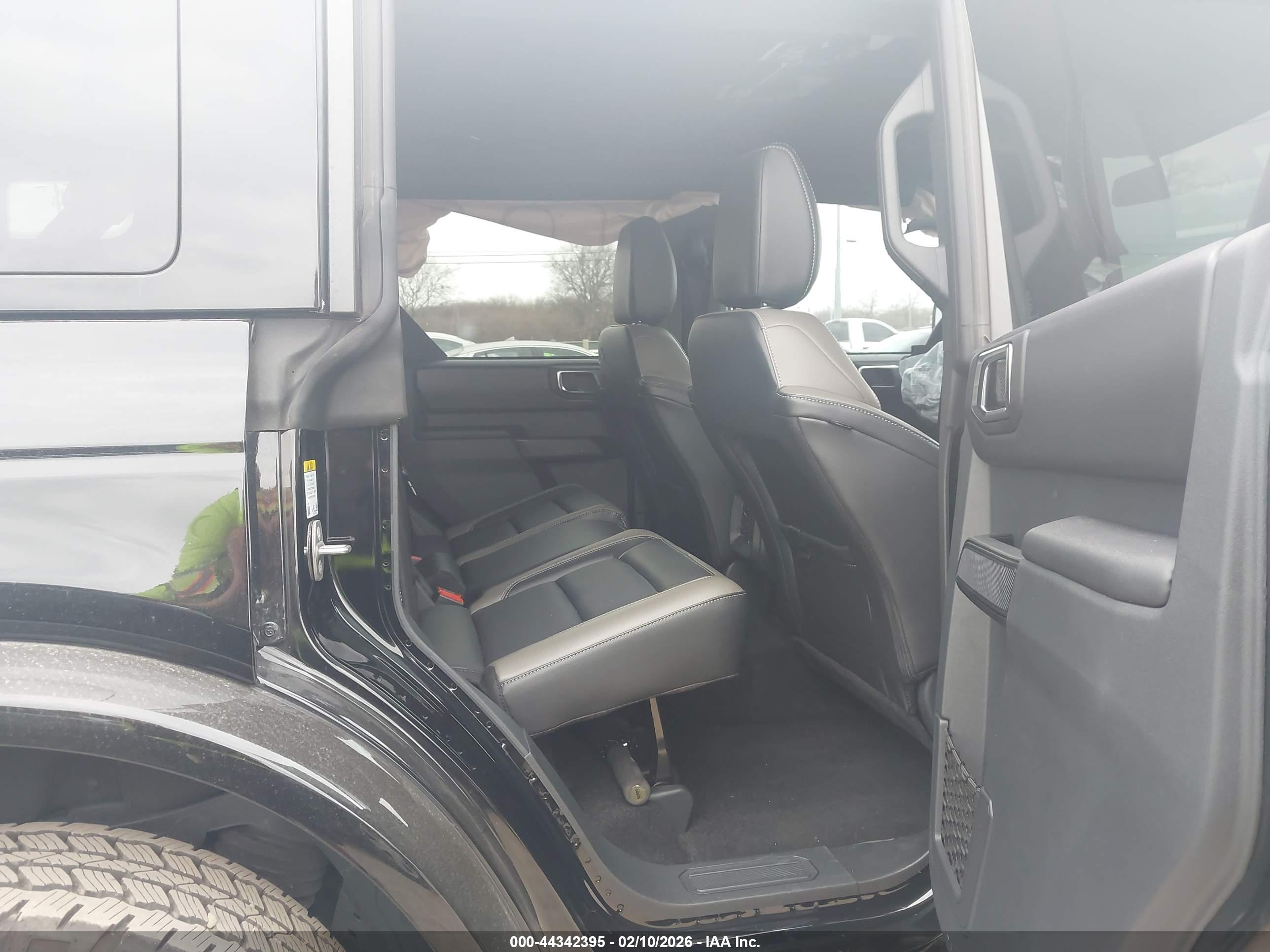 FORD BRONCO image 8