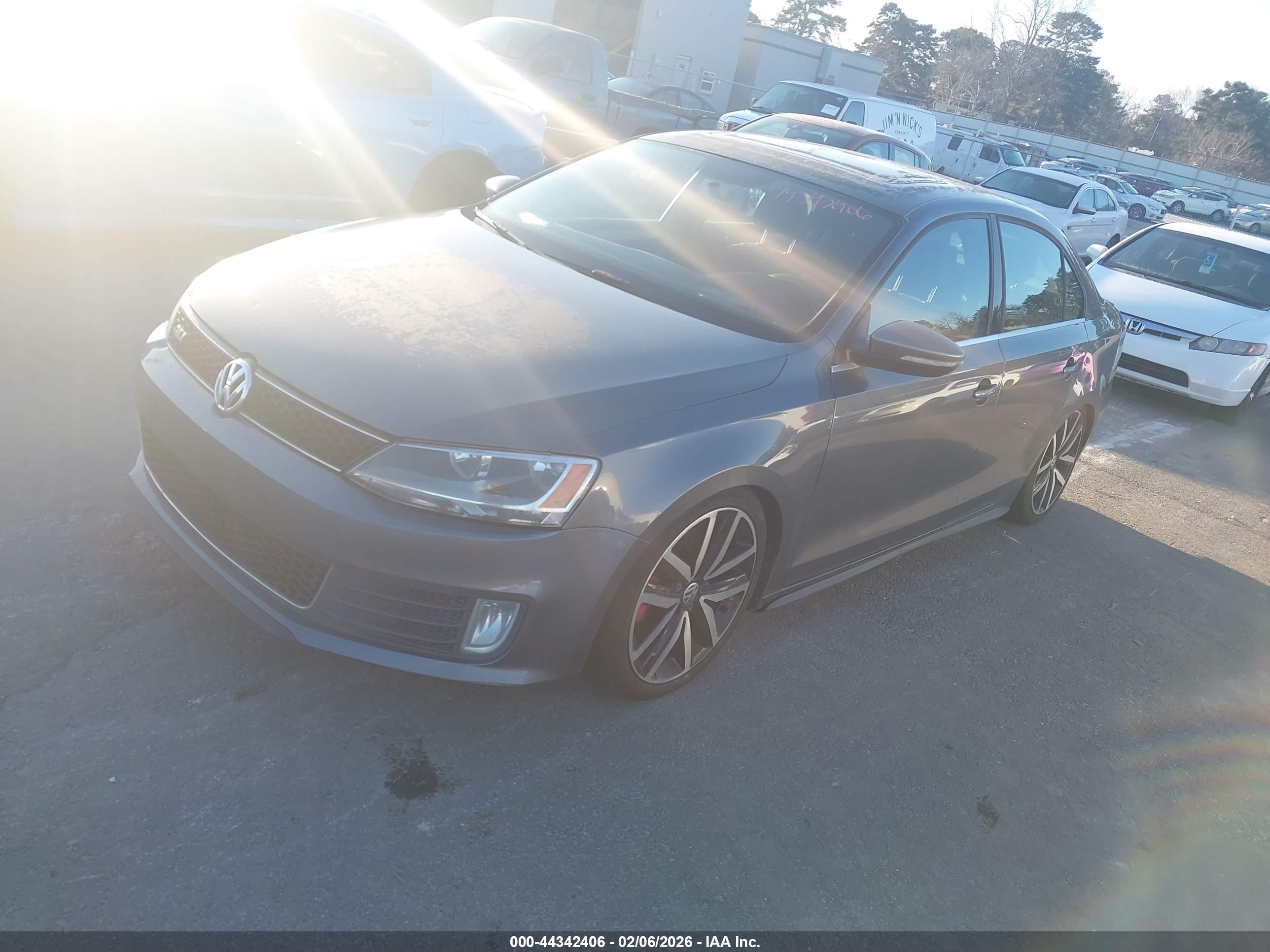 VOLKSWAGEN JETTA image 2