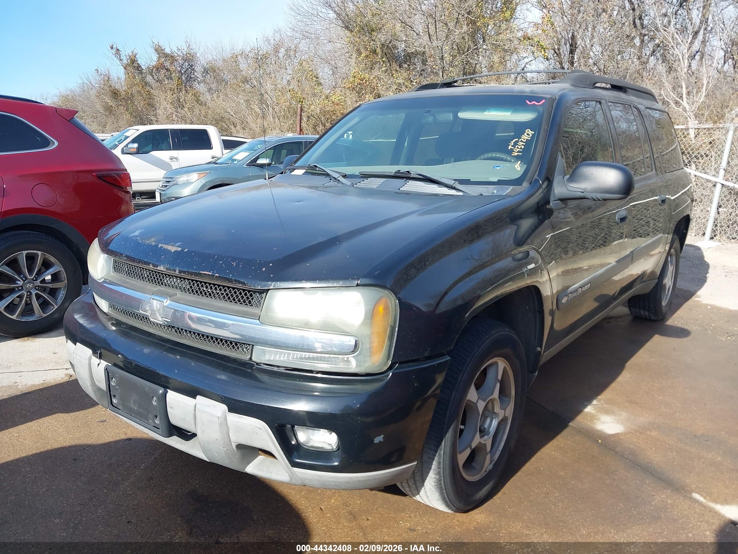 CHEVROLET TRAILBLAZER image 2
