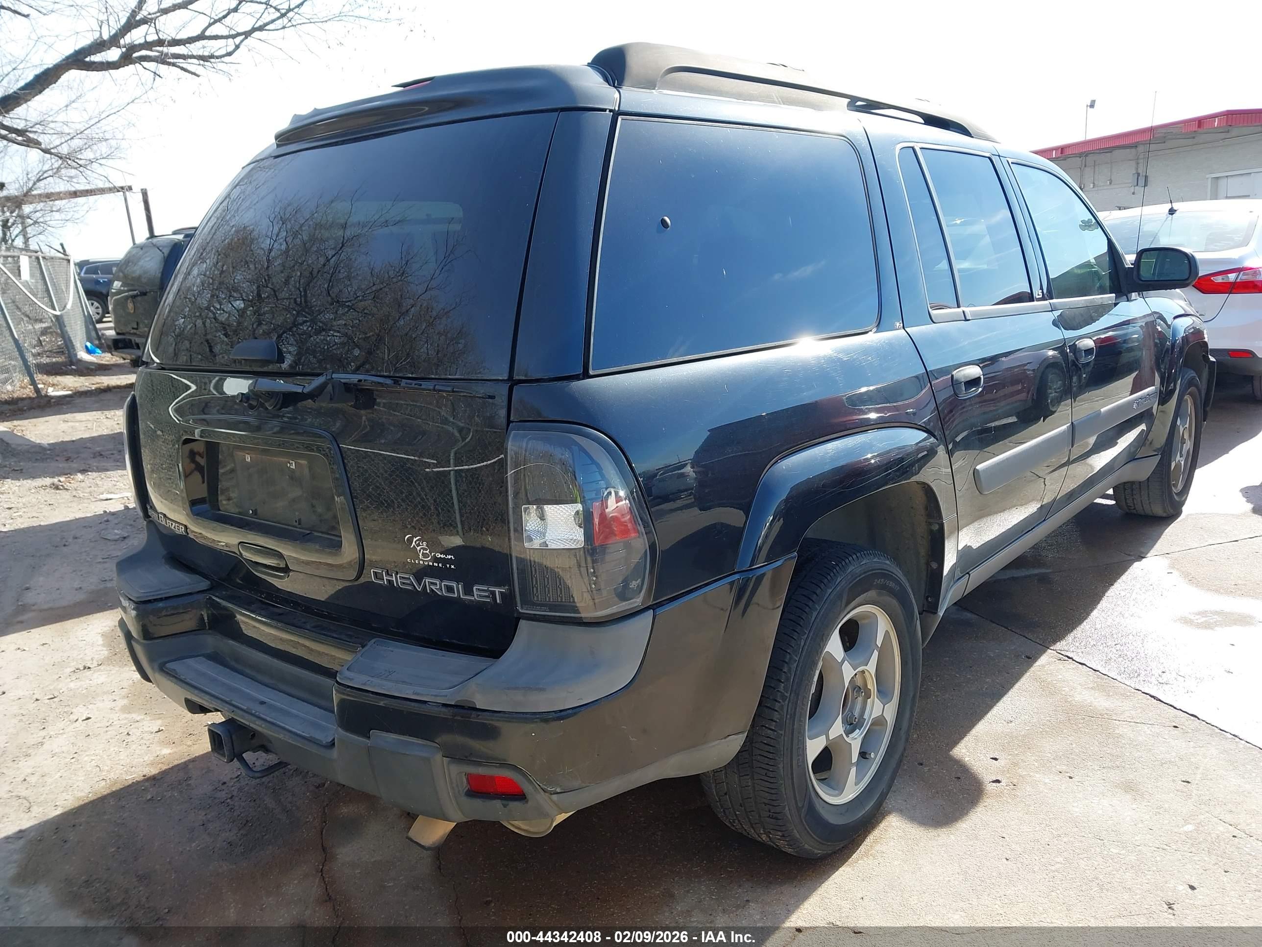 CHEVROLET TRAILBLAZER image 4