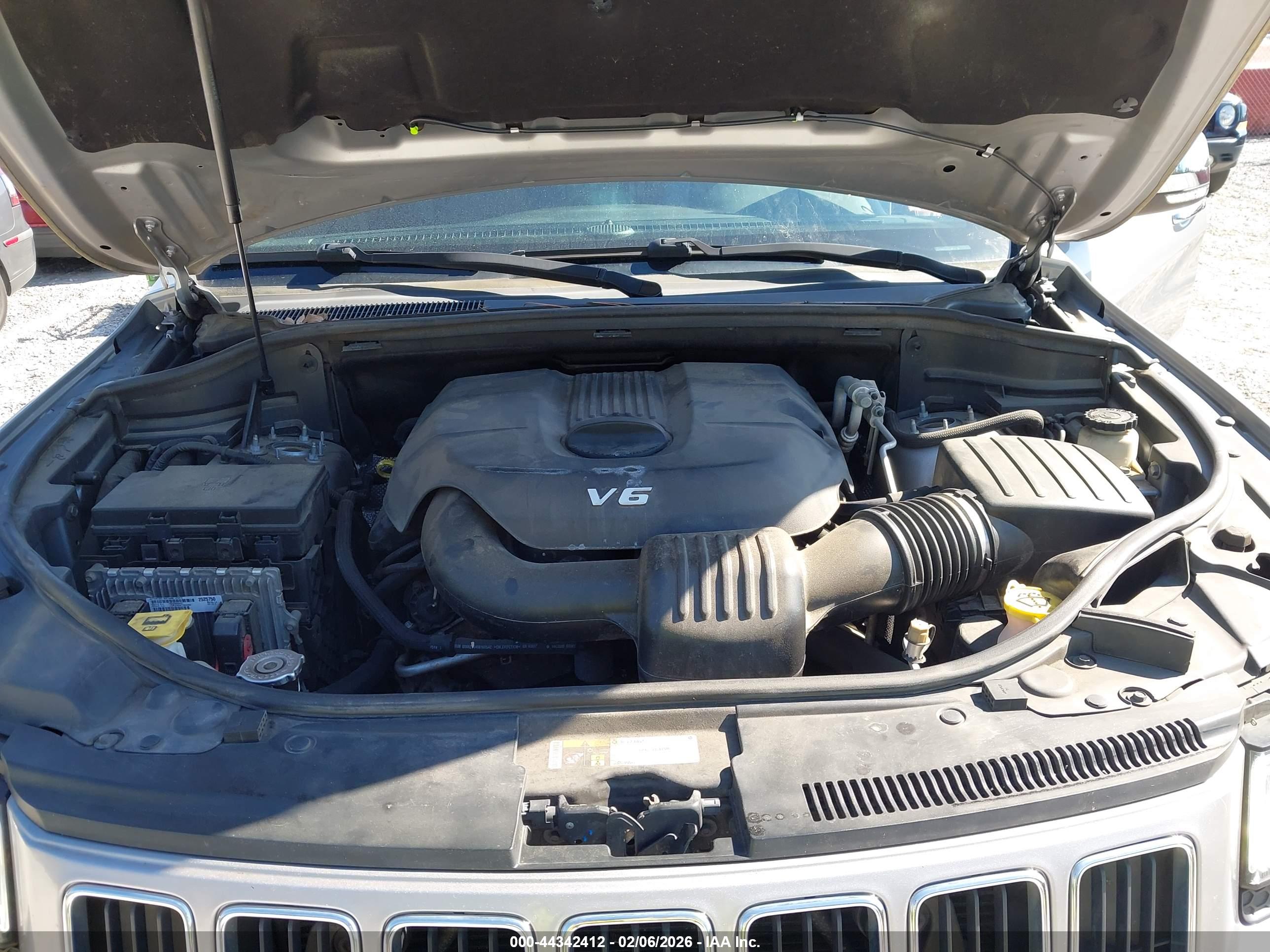 JEEP GRAND image 10