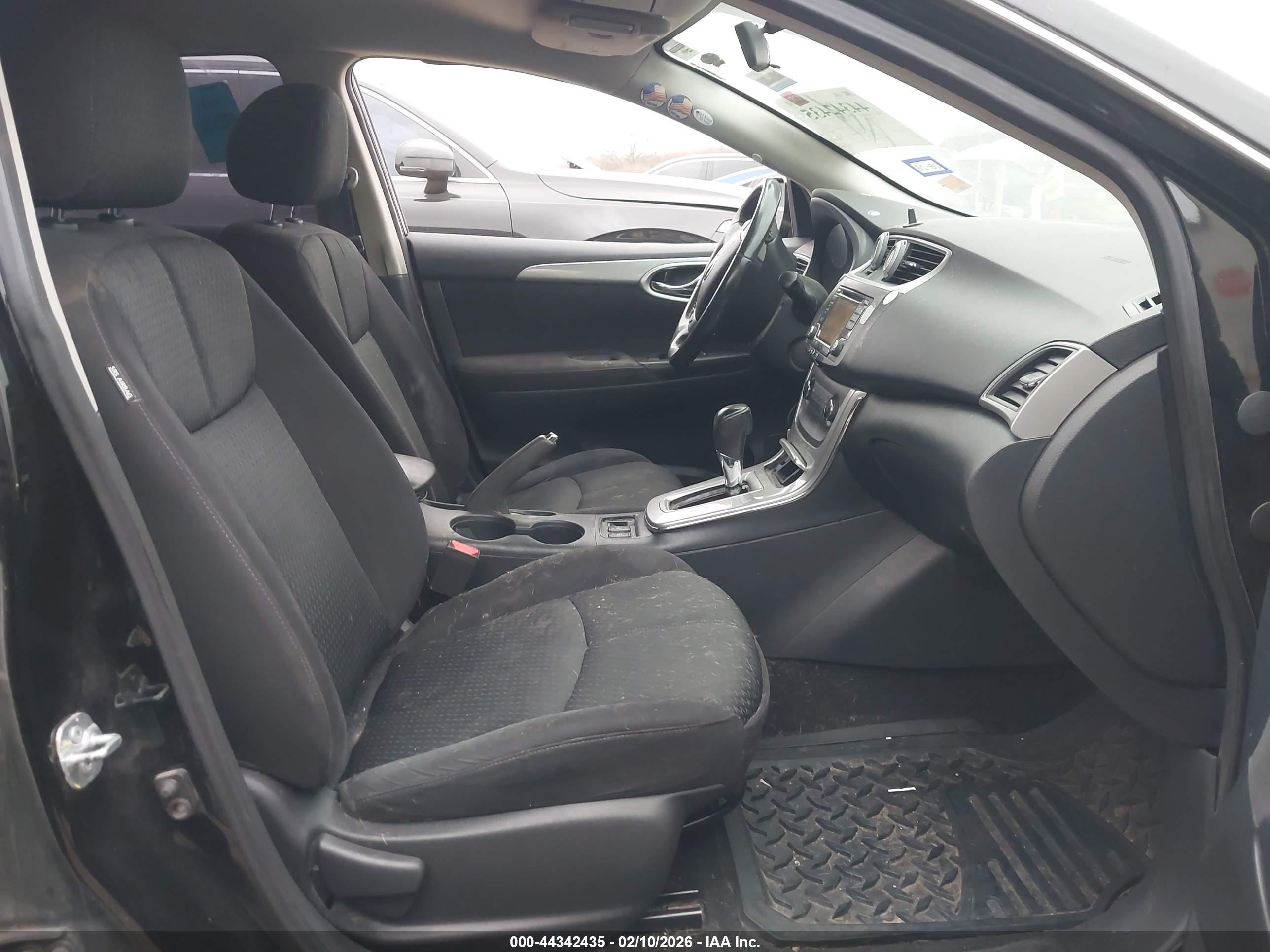 NISSAN SENTRA image 5