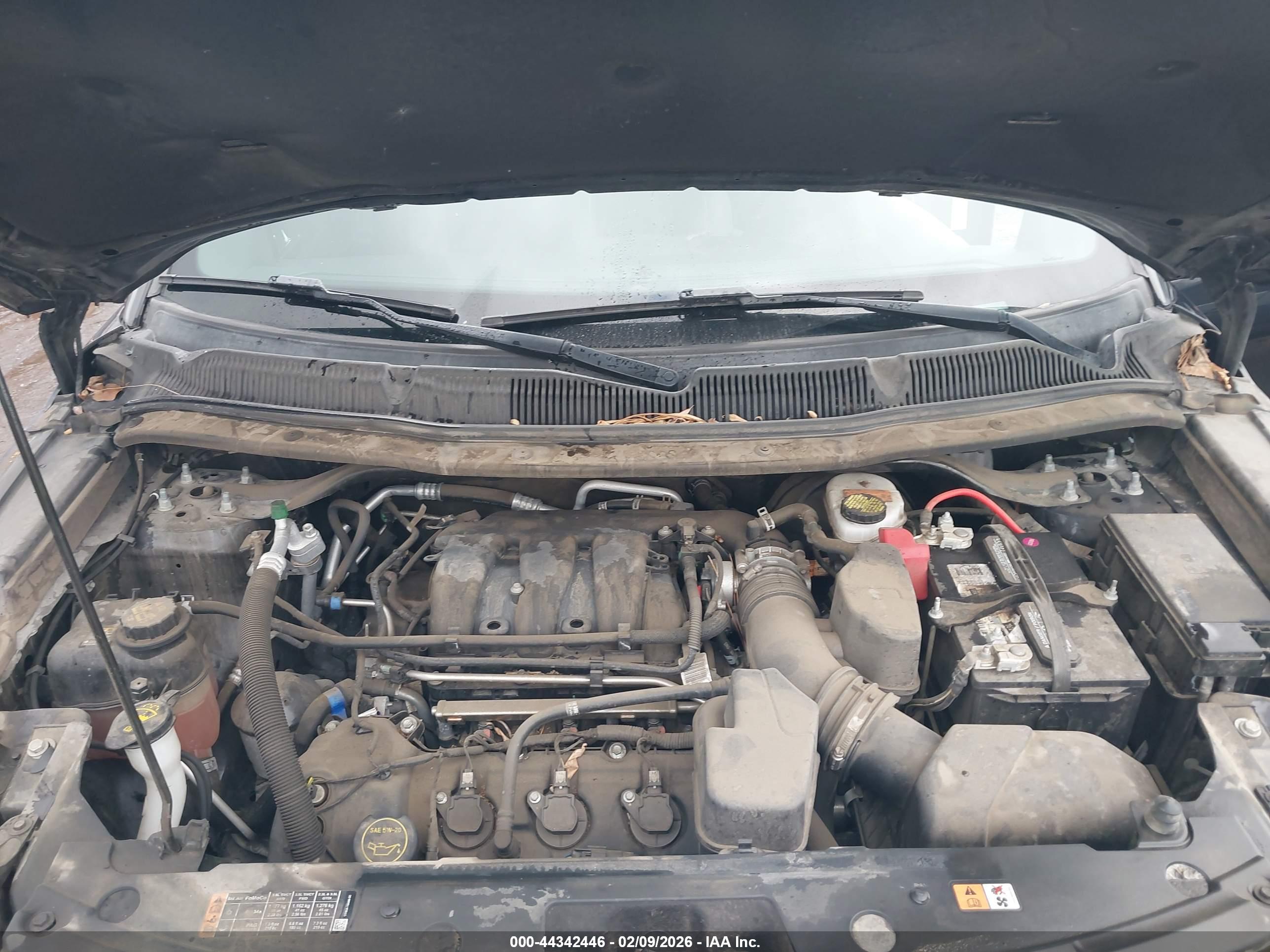 FORD EXPLORER image 10