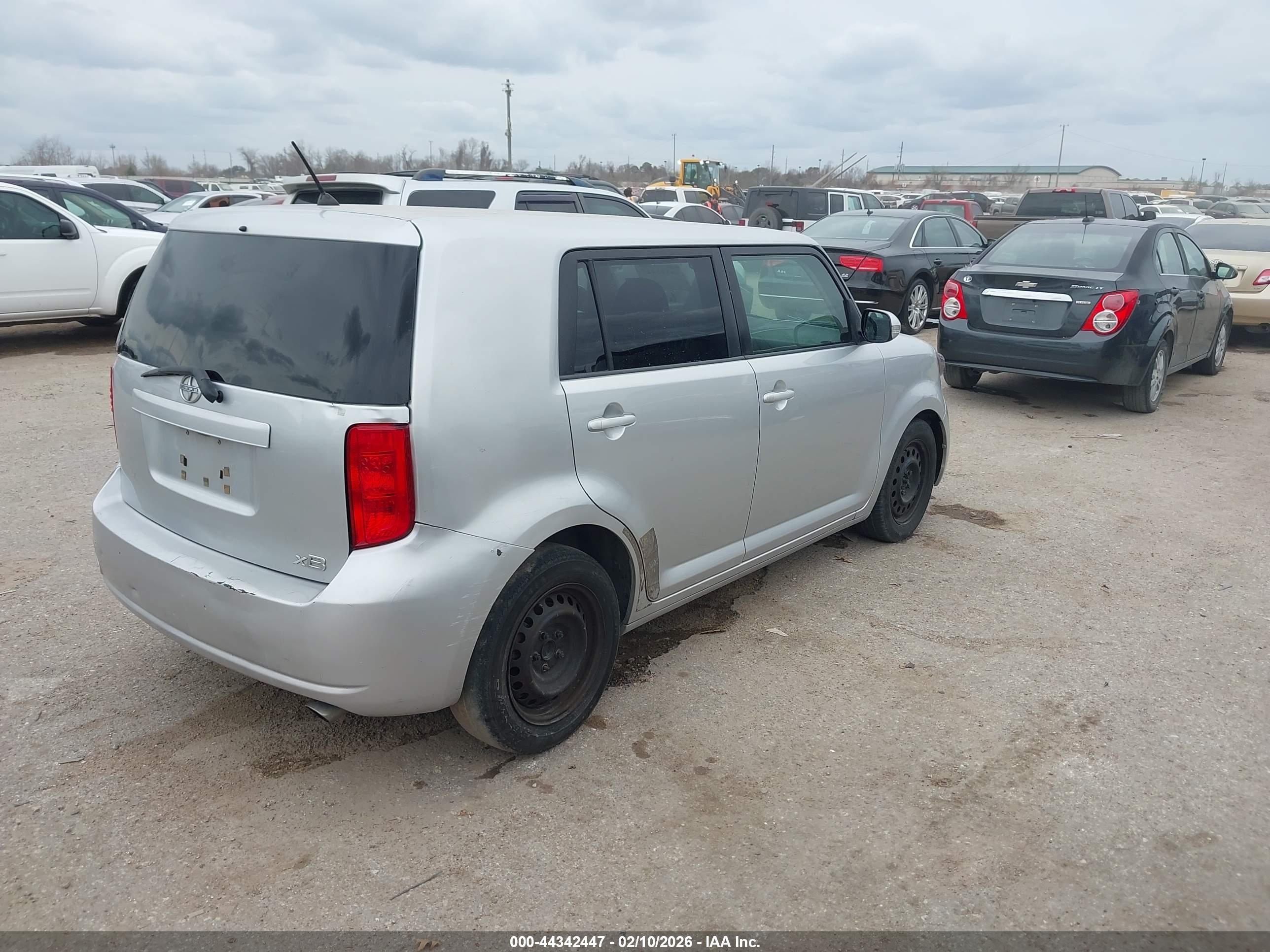SCION XB image 4