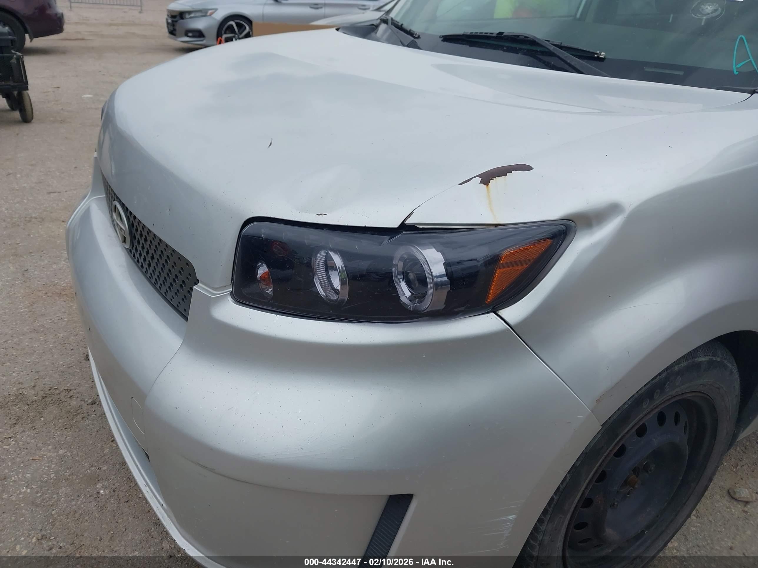 SCION XB image 6
