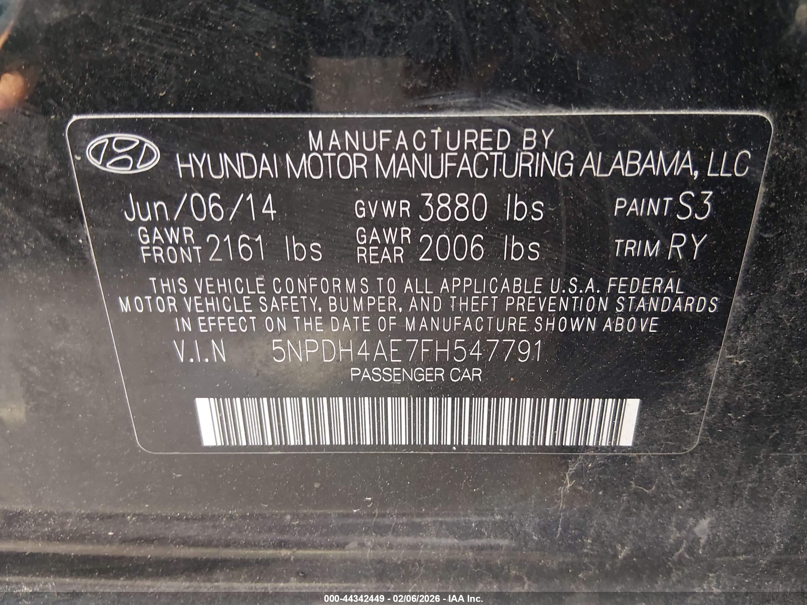 HYUNDAI ELANTRA image 9