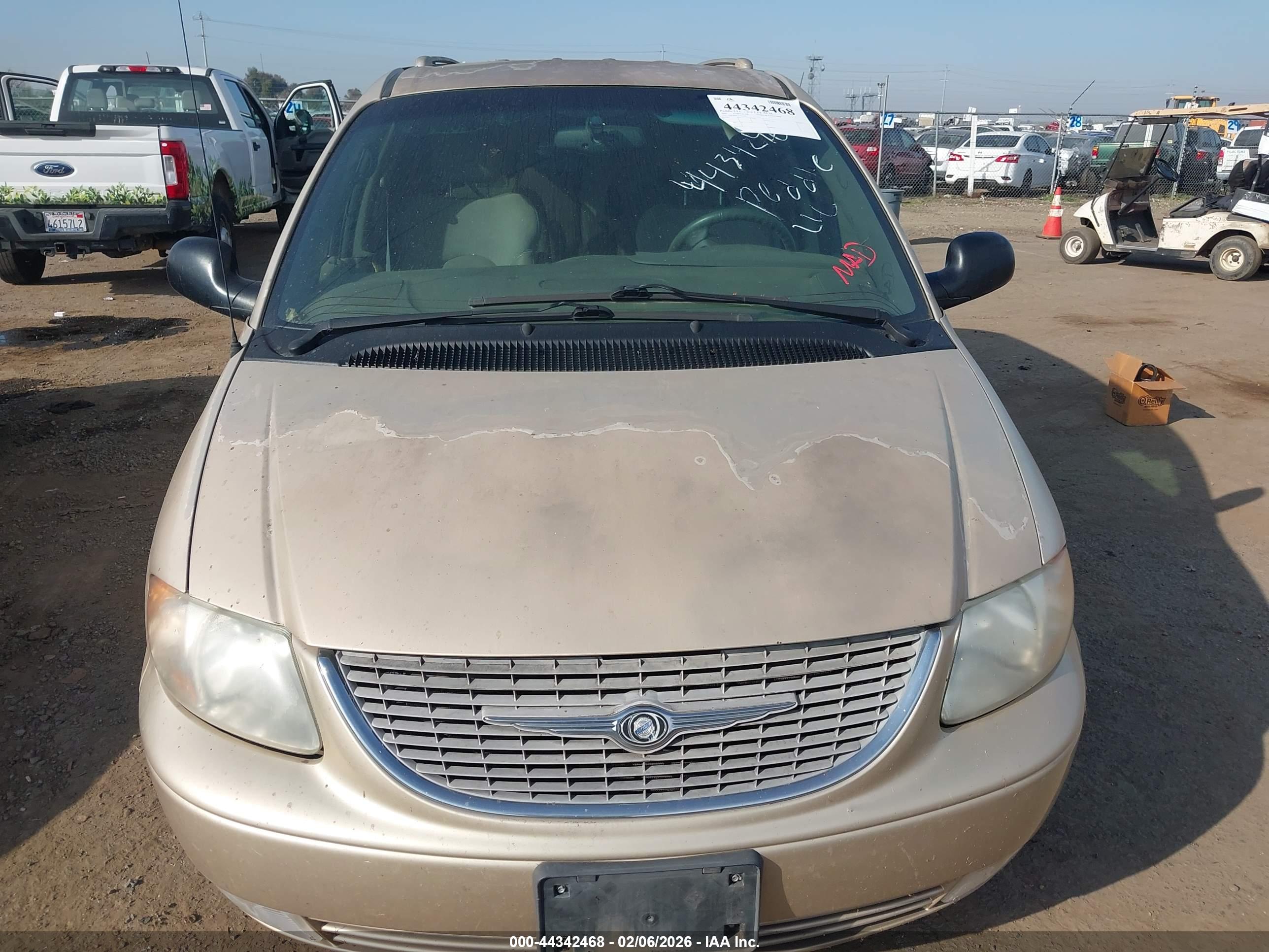 CHRYSLER TOWN image 6