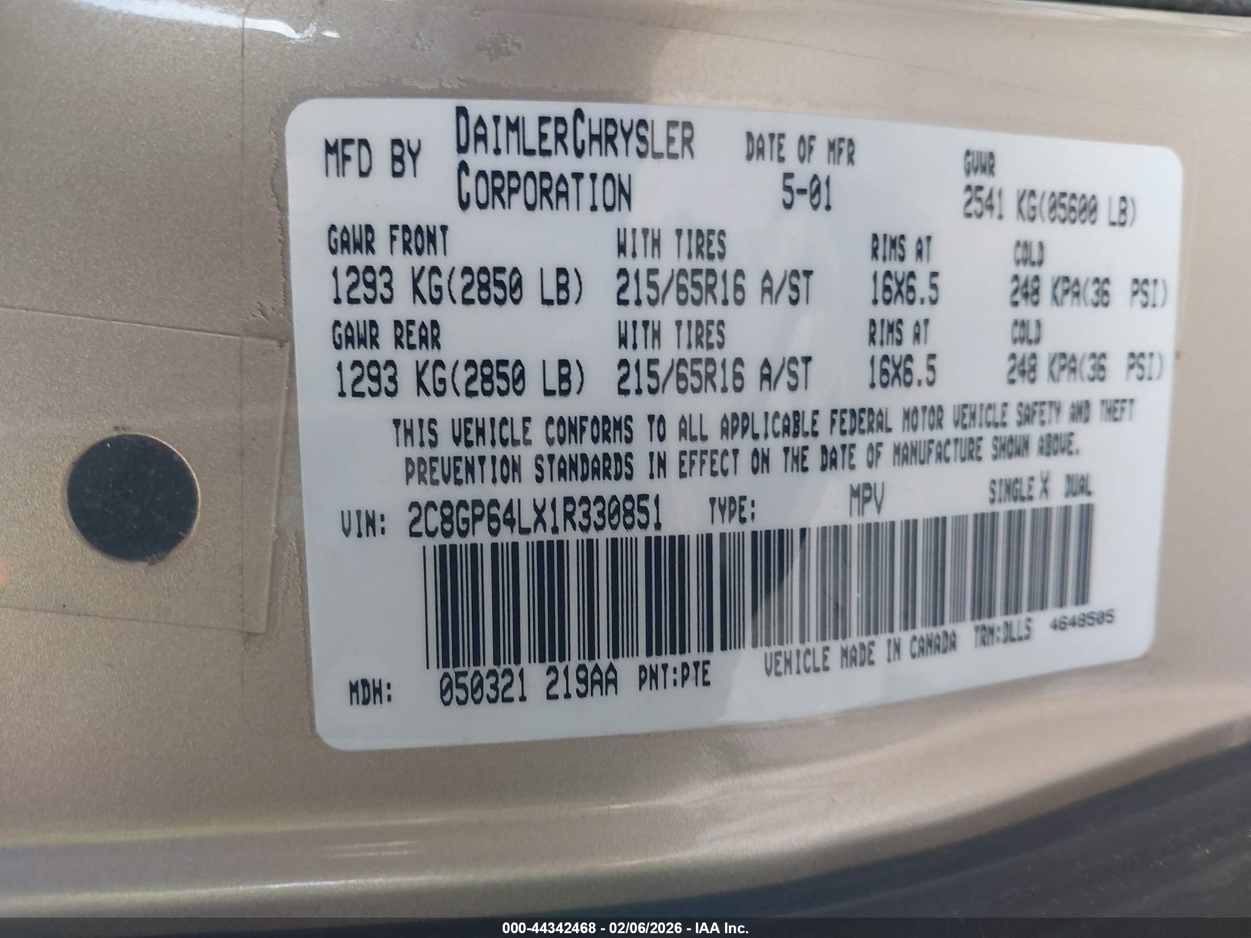 CHRYSLER TOWN image 9