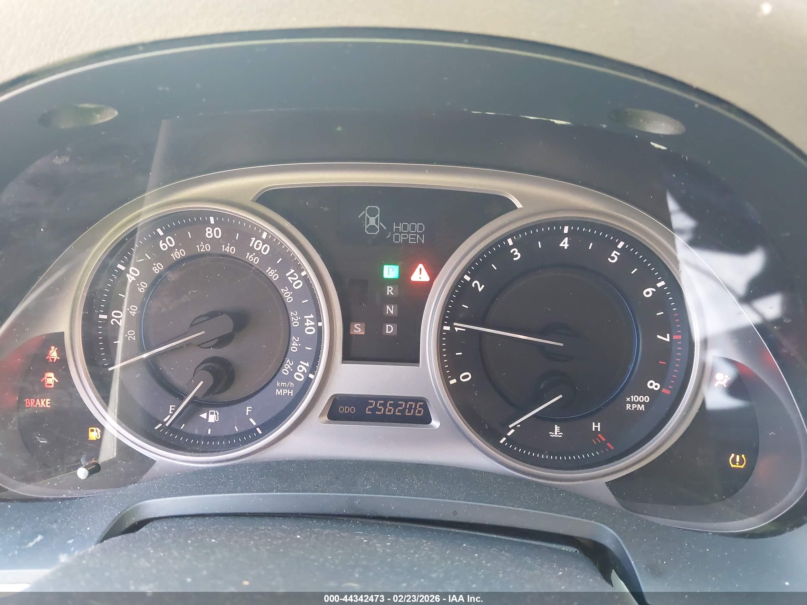 LEXUS IS image 7