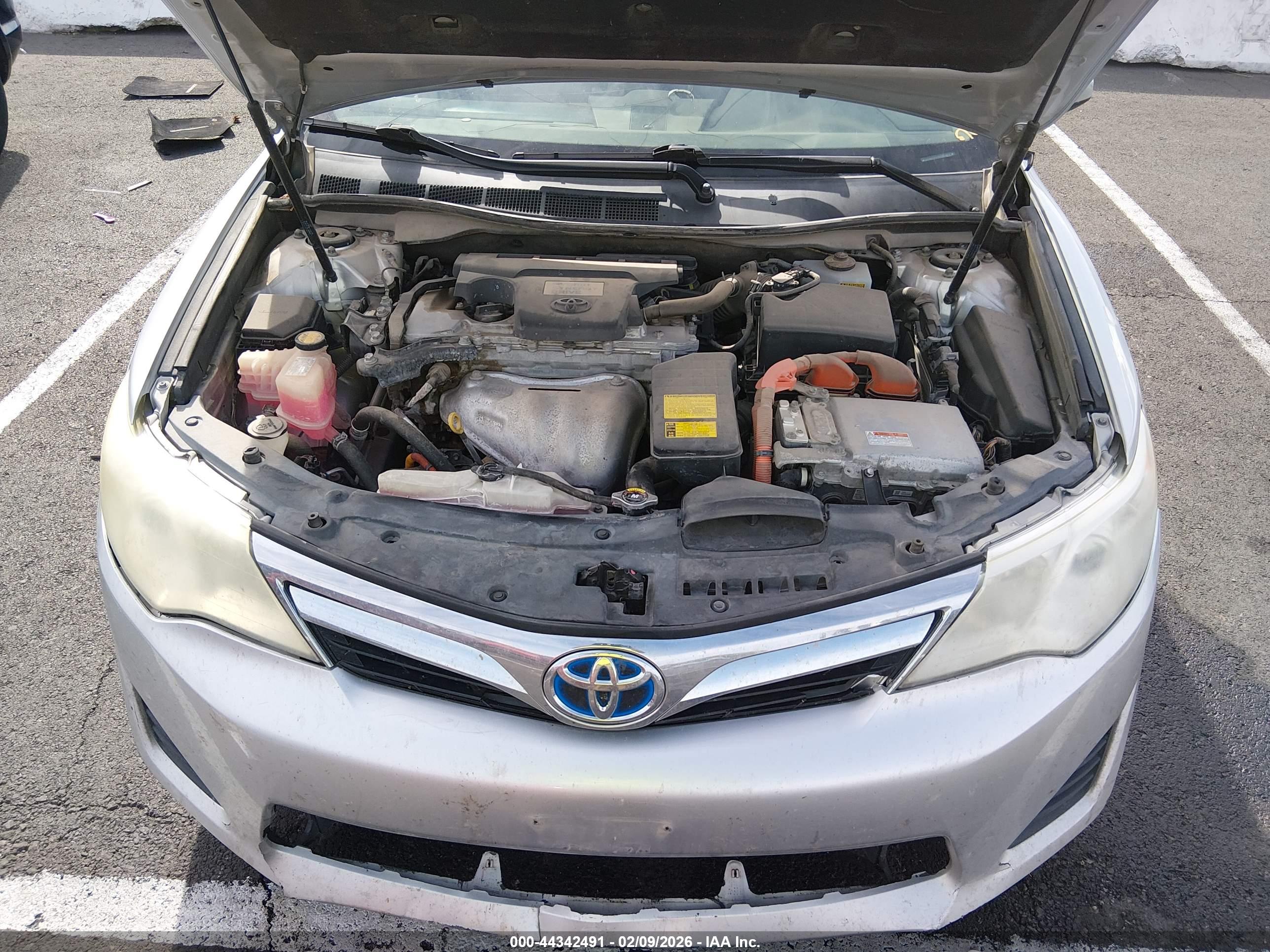 TOYOTA CAMRY image 10