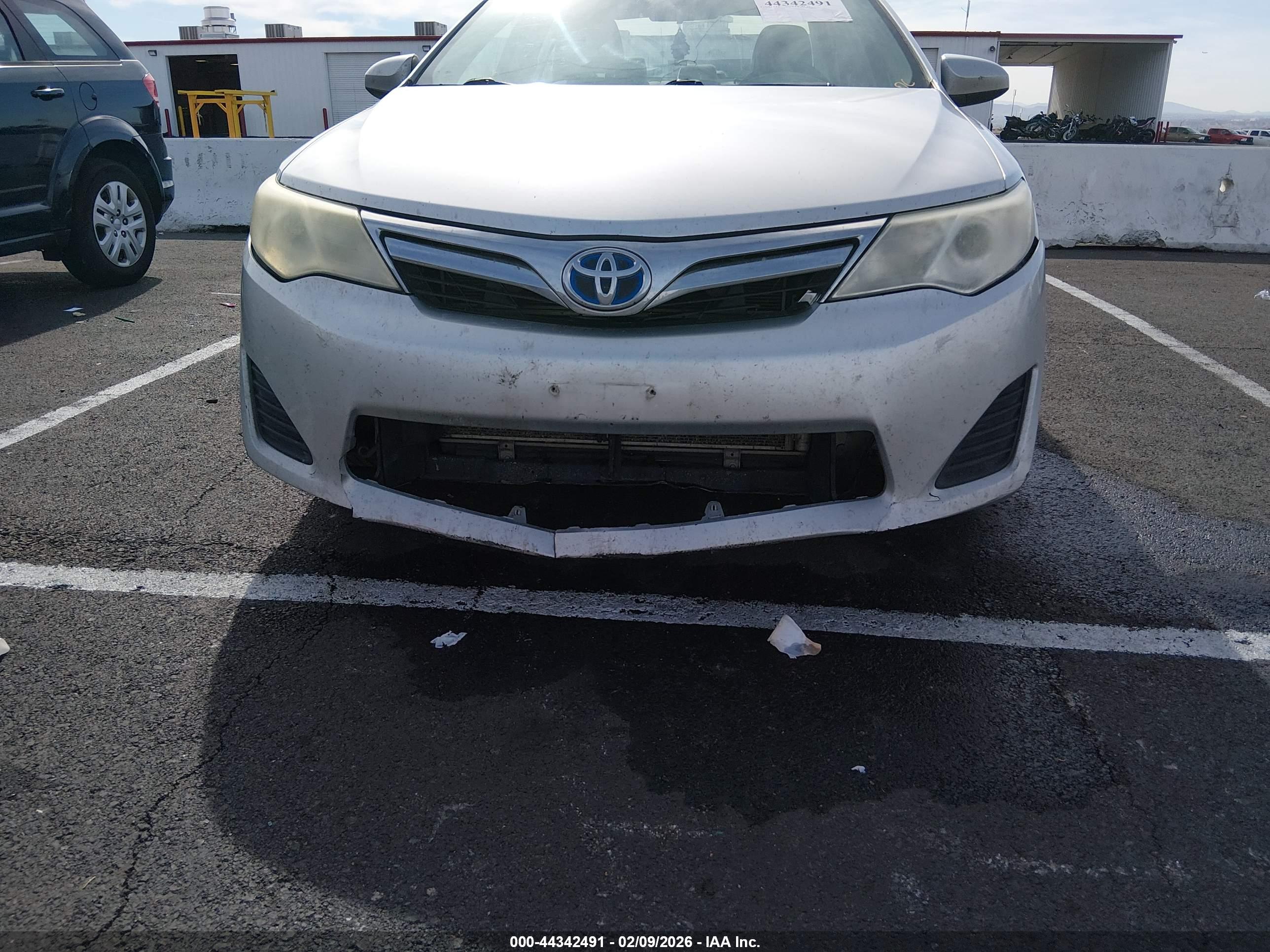 TOYOTA CAMRY image 6