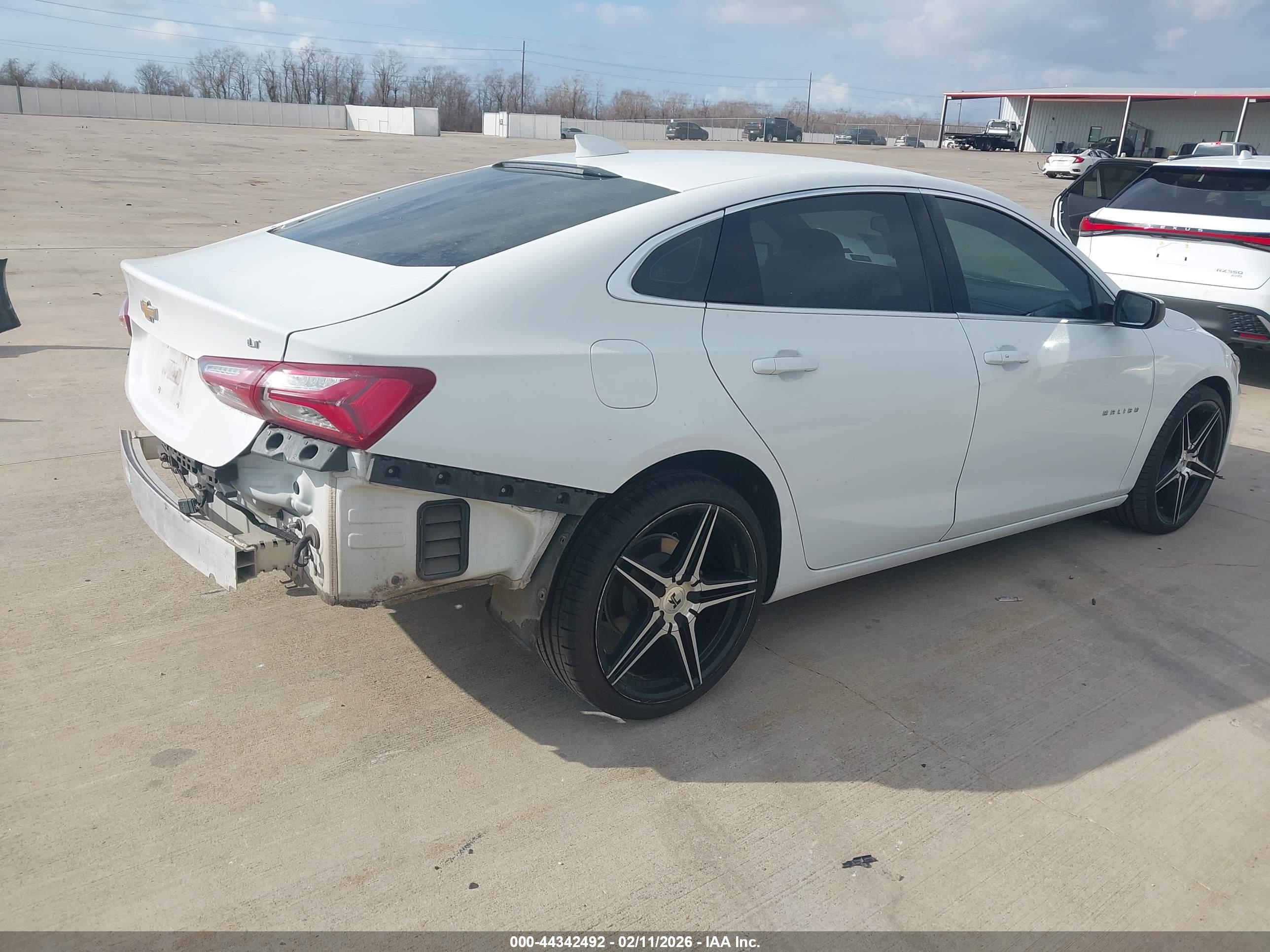 CHEVROLET MALIBU image 4