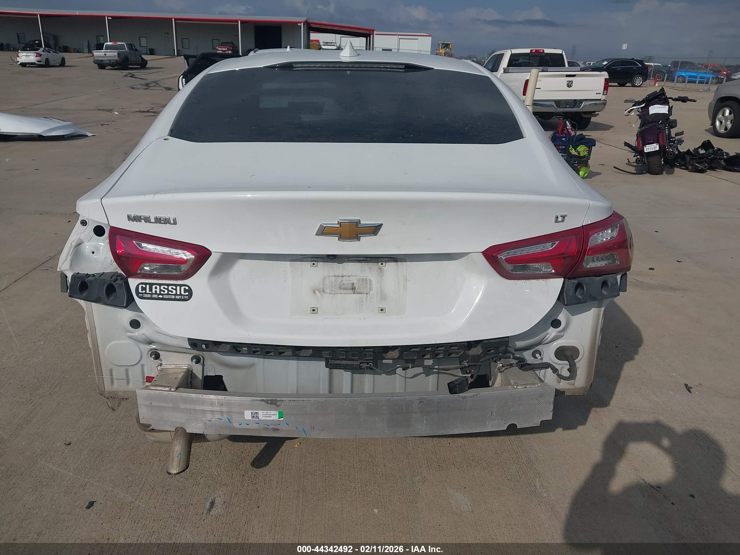 CHEVROLET MALIBU image 6