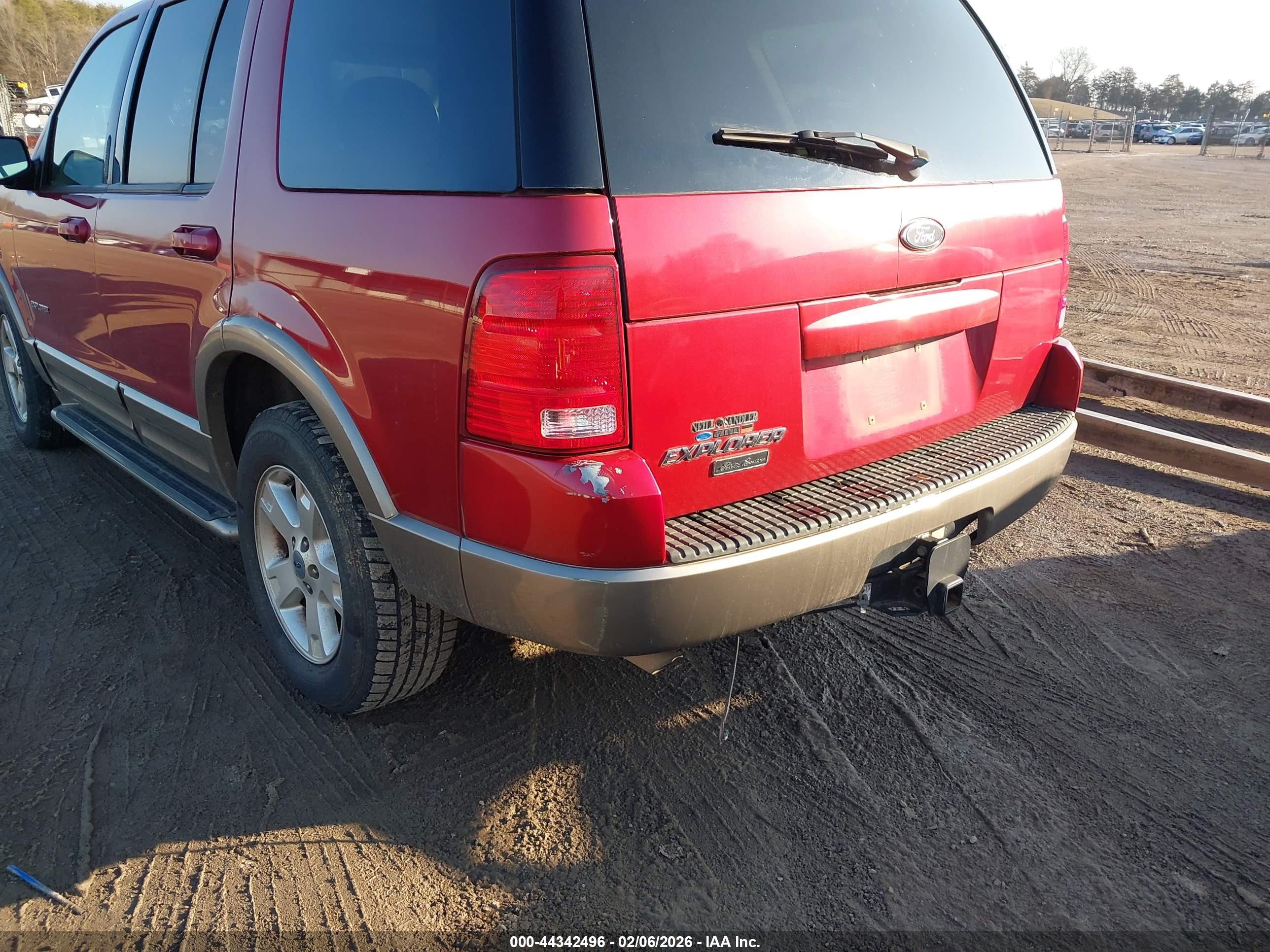 FORD EXPLORER image 6