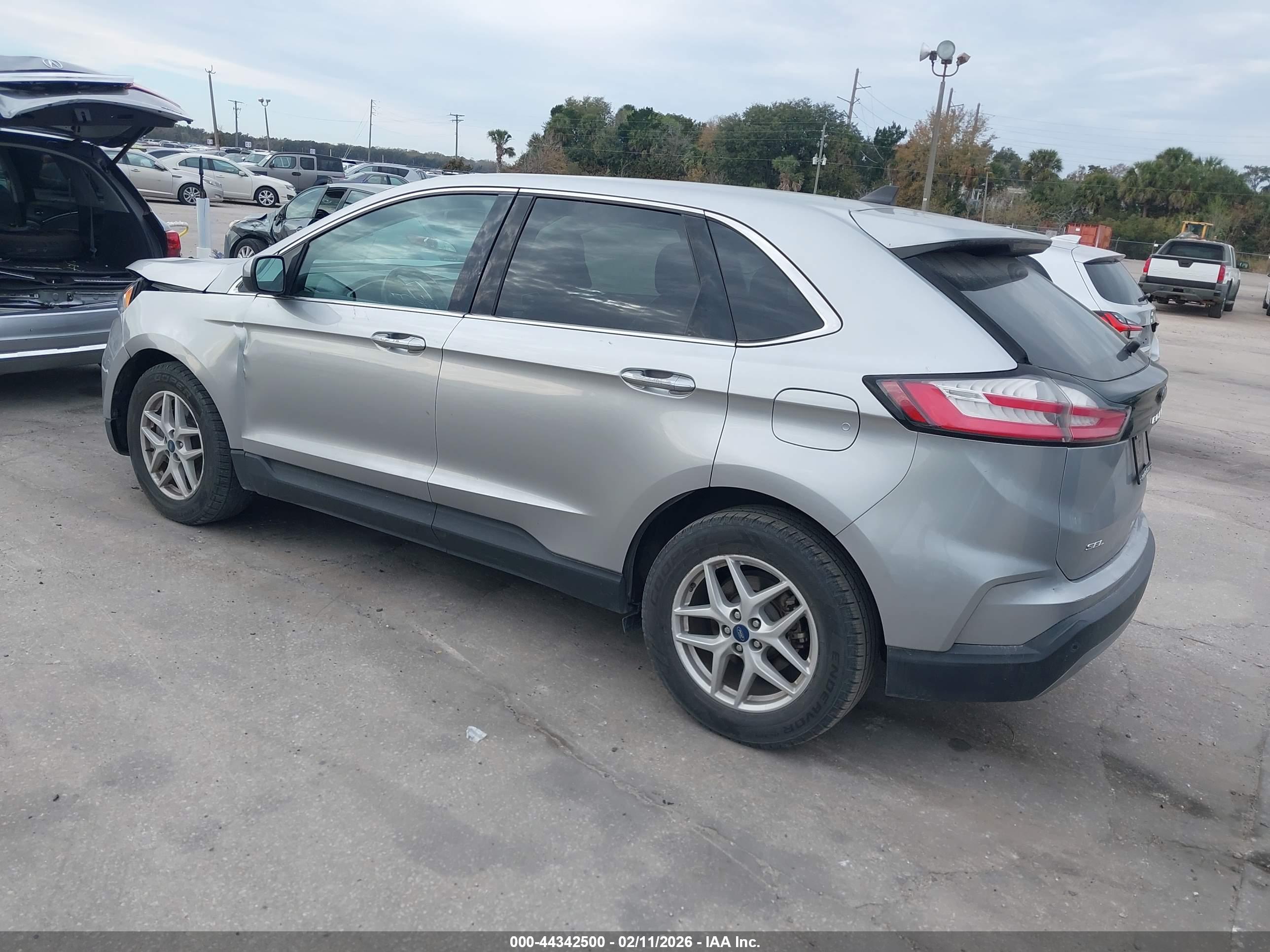 FORD EDGE image 3