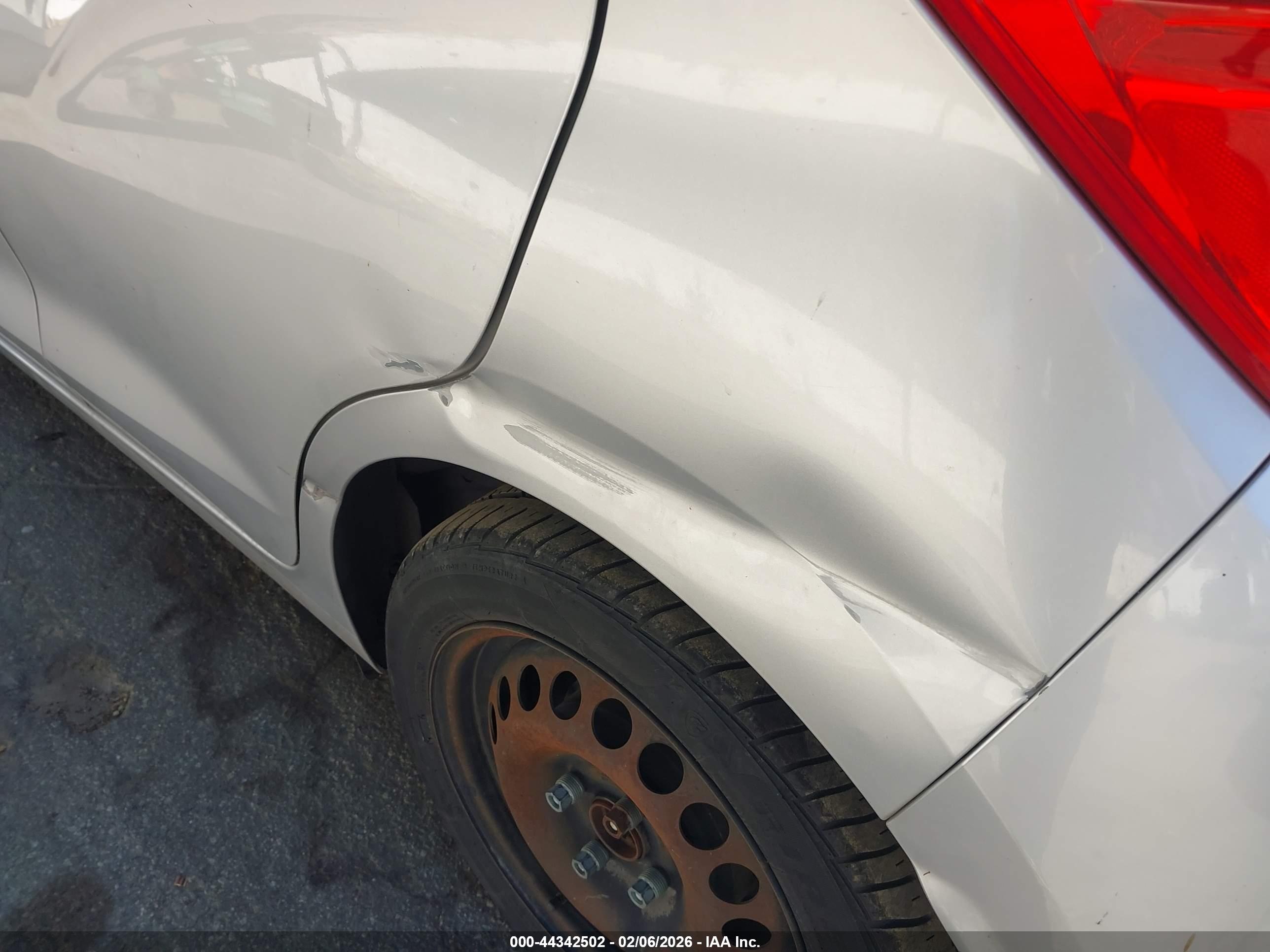 CHEVROLET SPARK image 6
