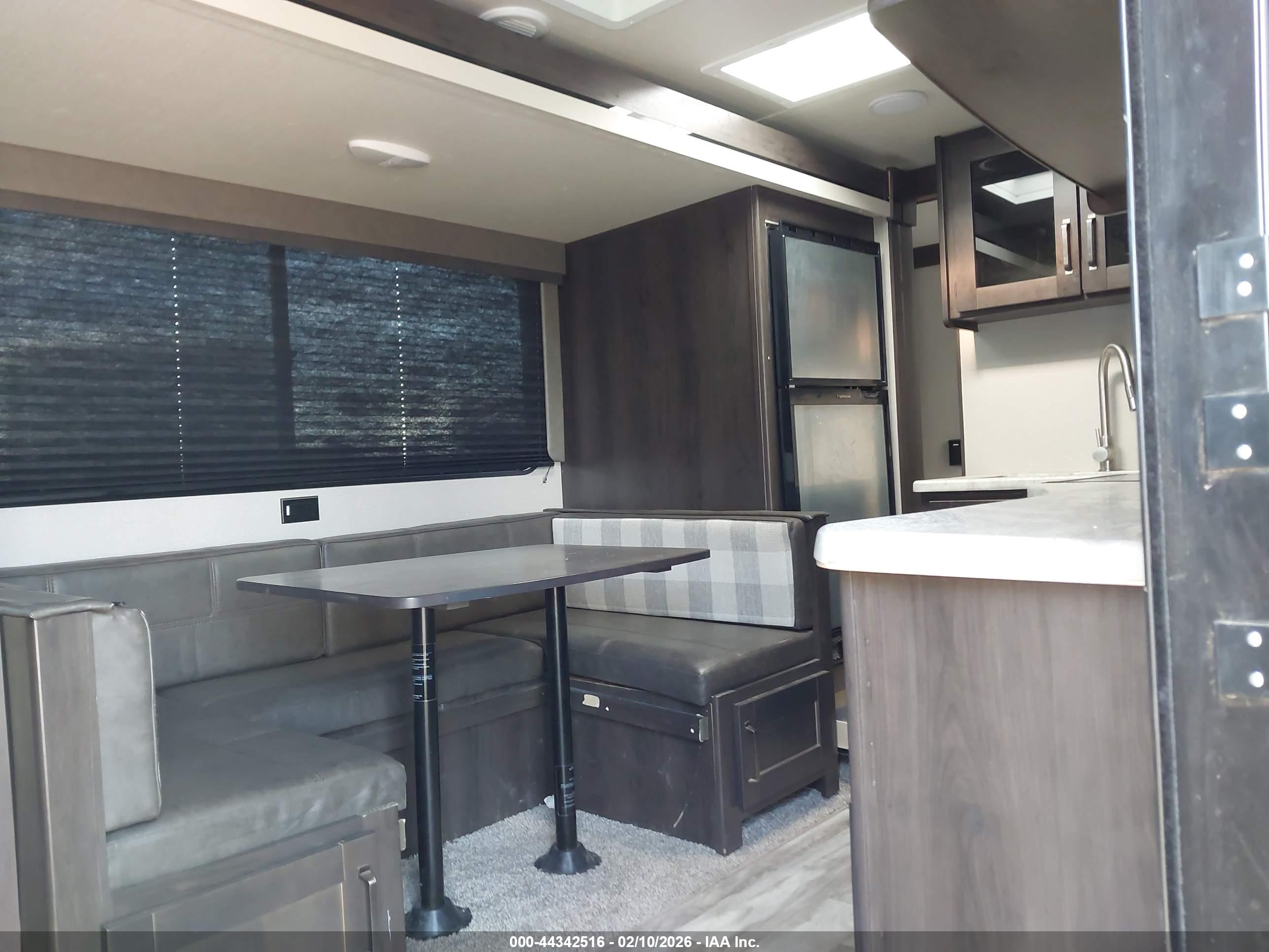 GRAND DESIGN image 8