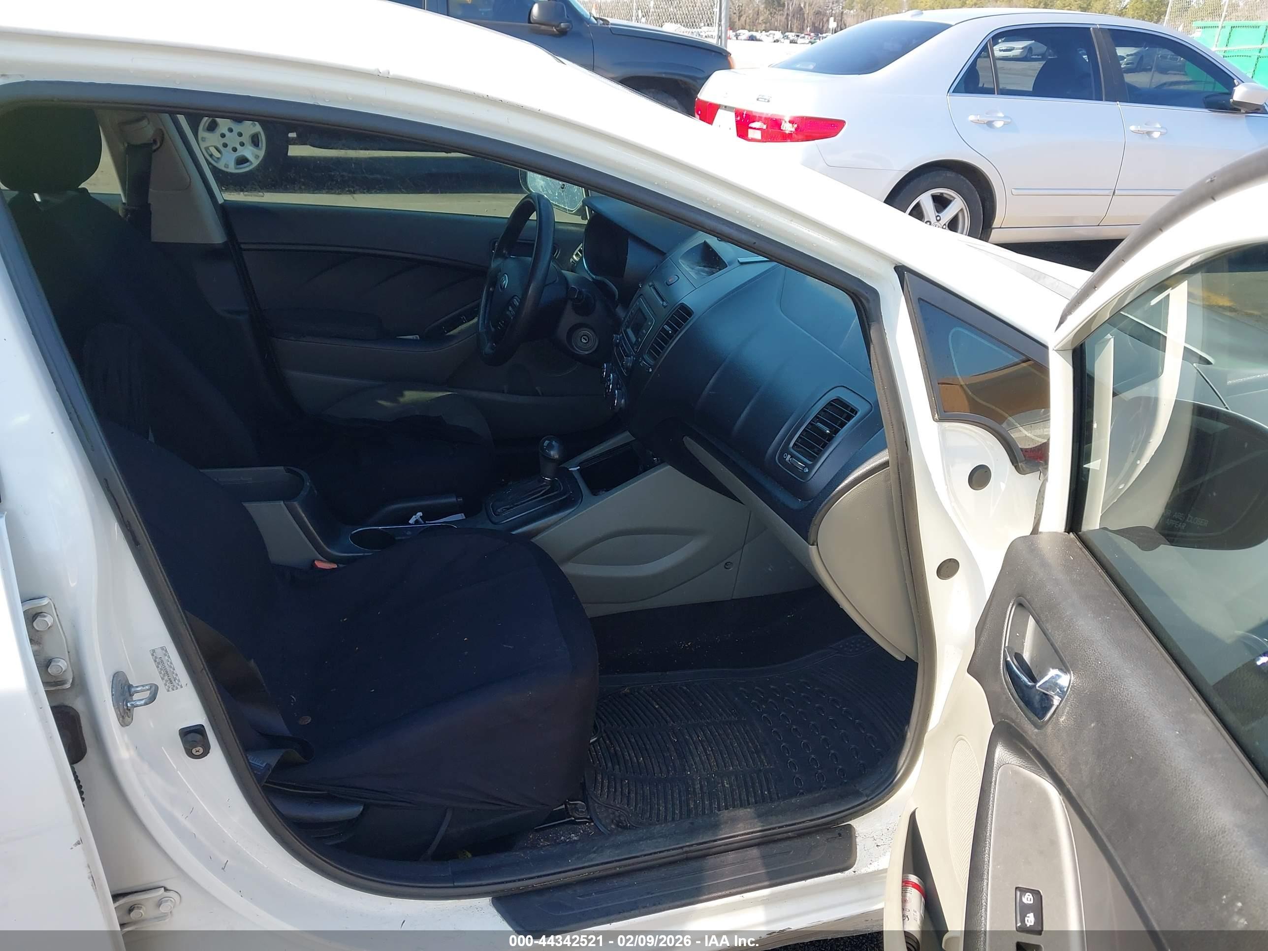 KIA FORTE image 5