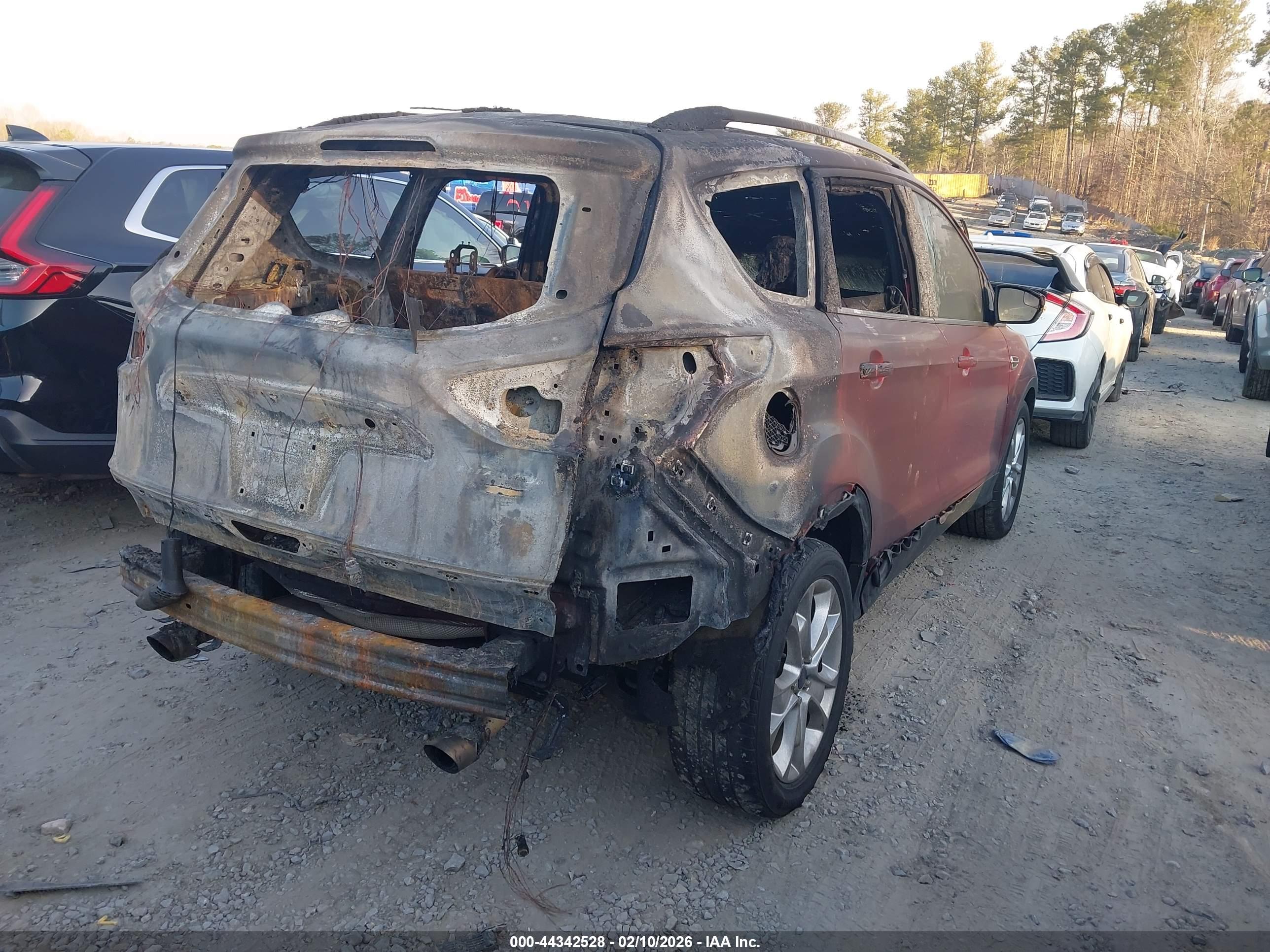 FORD ESCAPE image 4