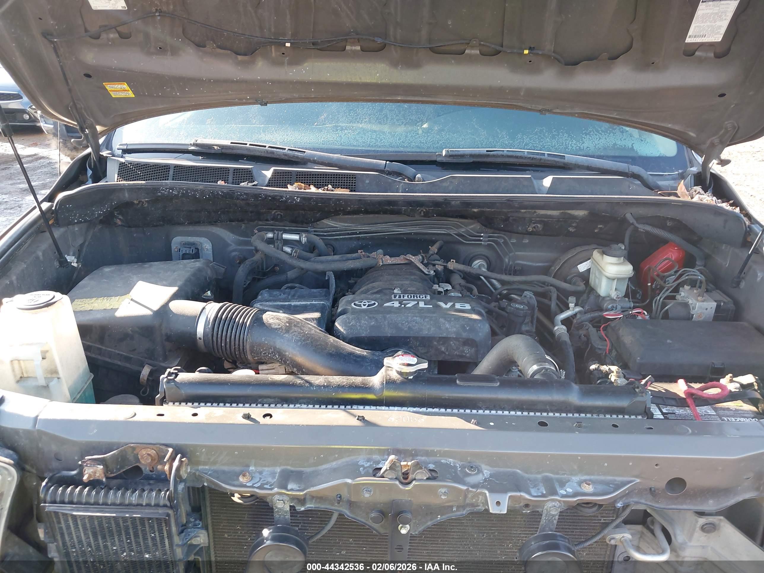 TOYOTA TUNDRA image 10