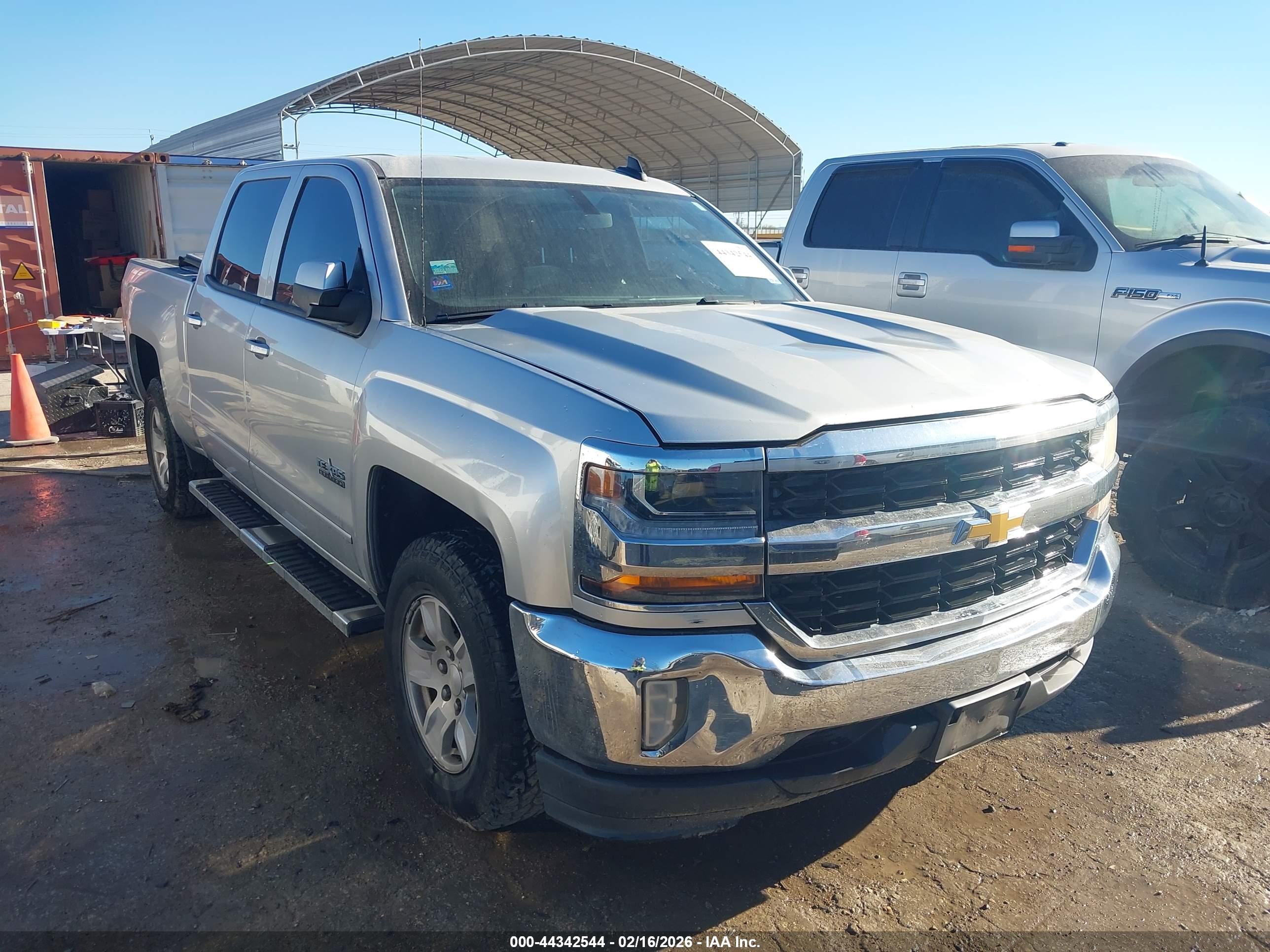 CHEVROLET SILVERADO image 6