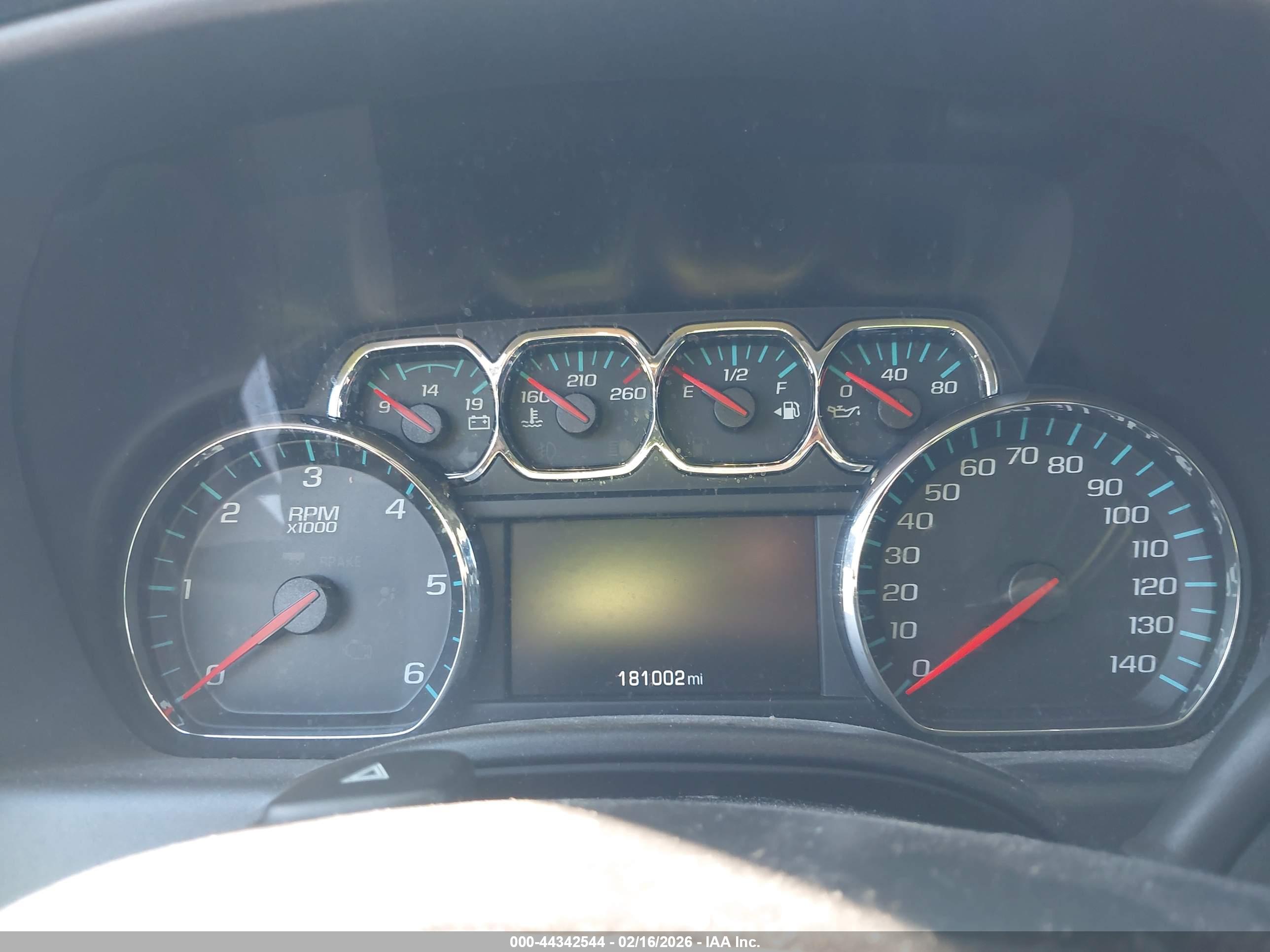 CHEVROLET SILVERADO image 7