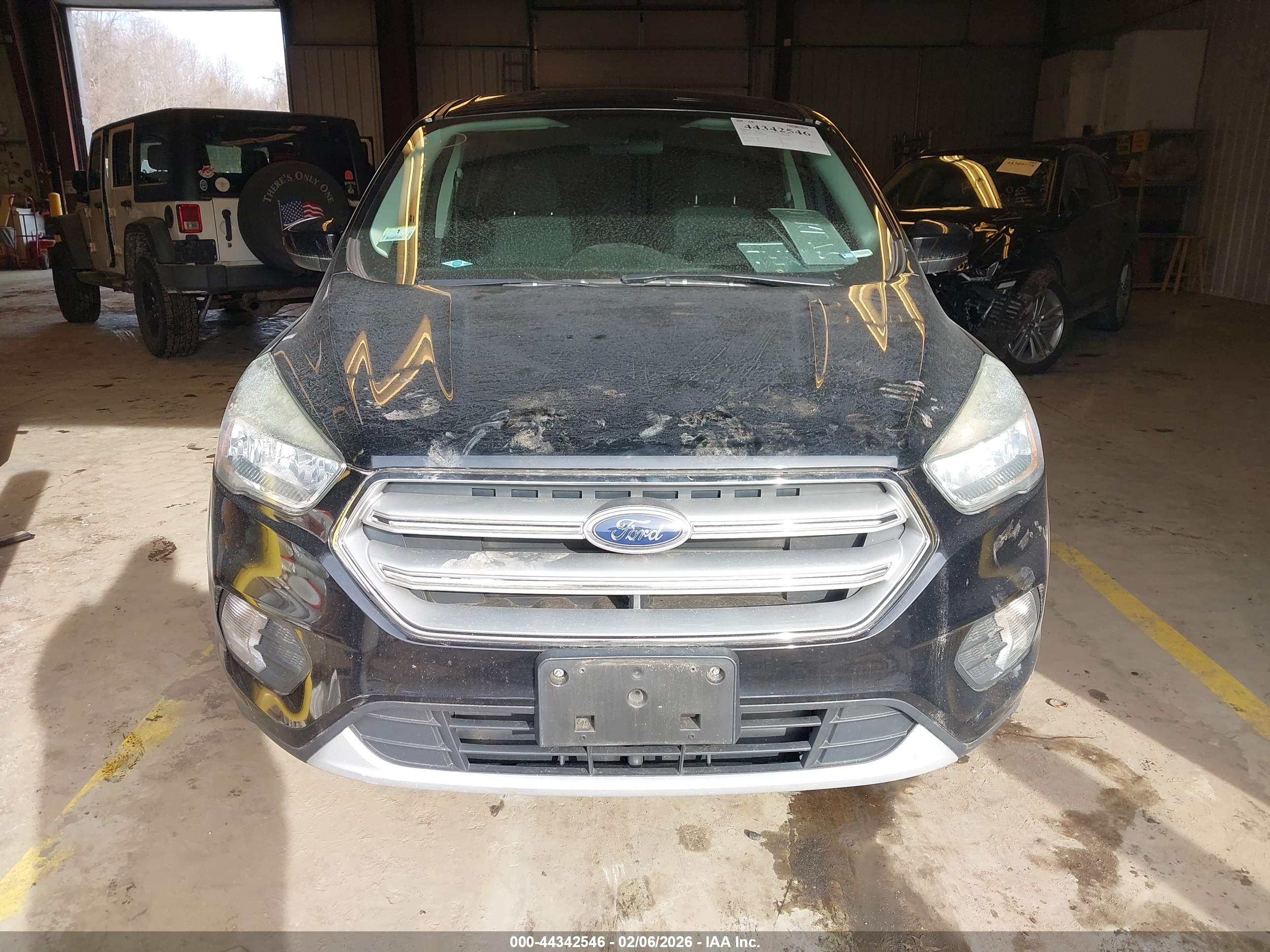 FORD ESCAPE image 6