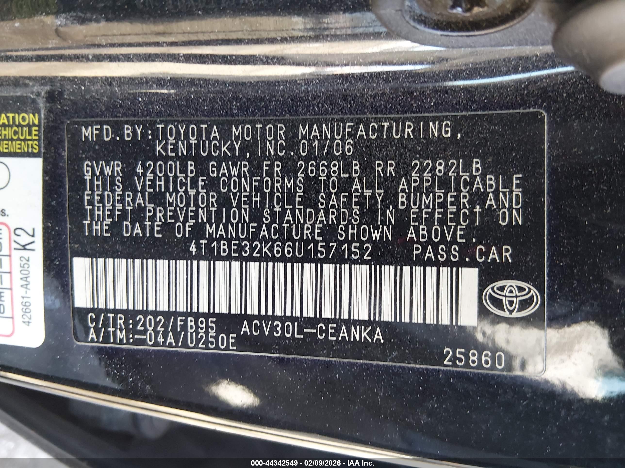 TOYOTA CAMRY image 9
